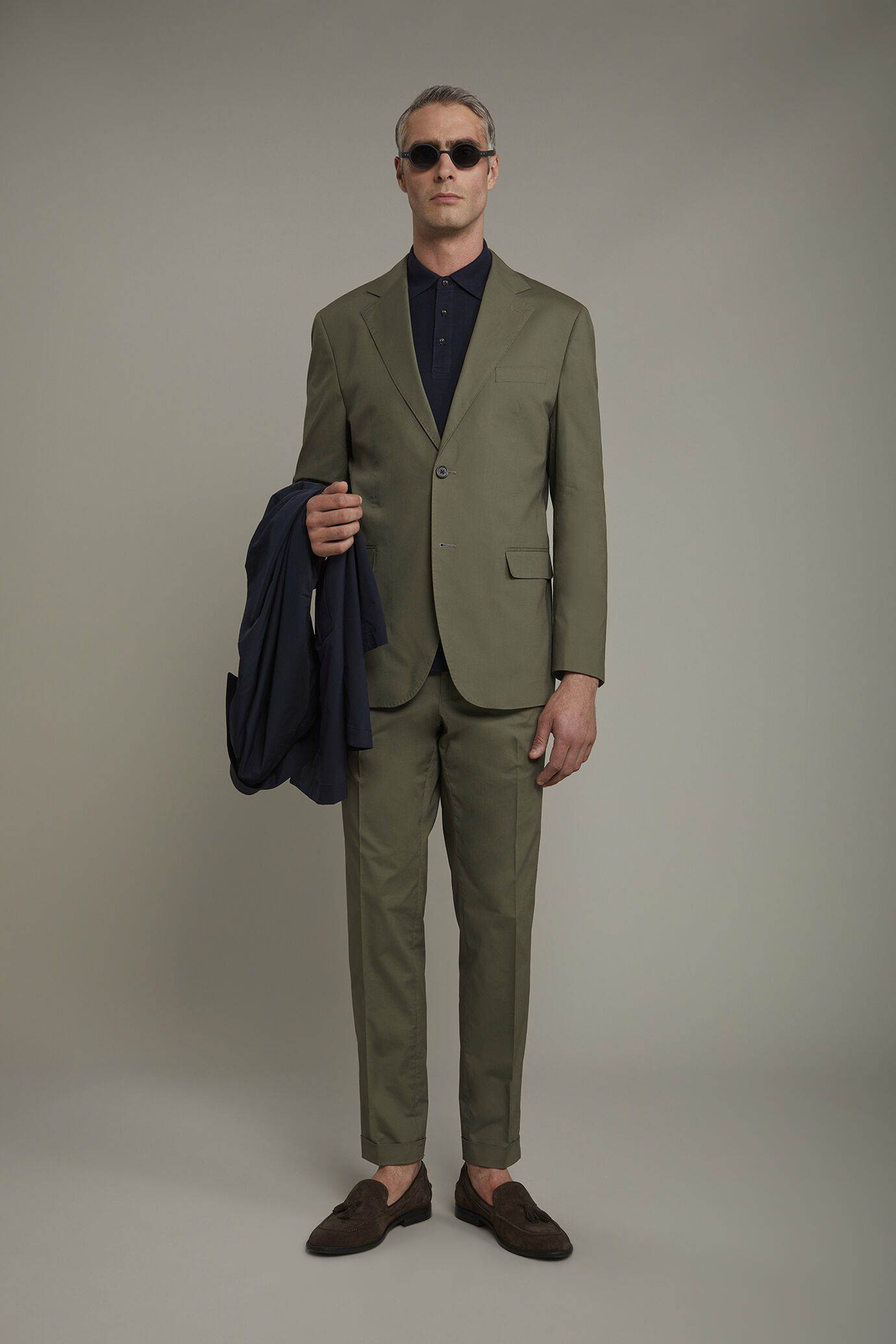 Single-breasted cotton regular fit solid color suit image number 0