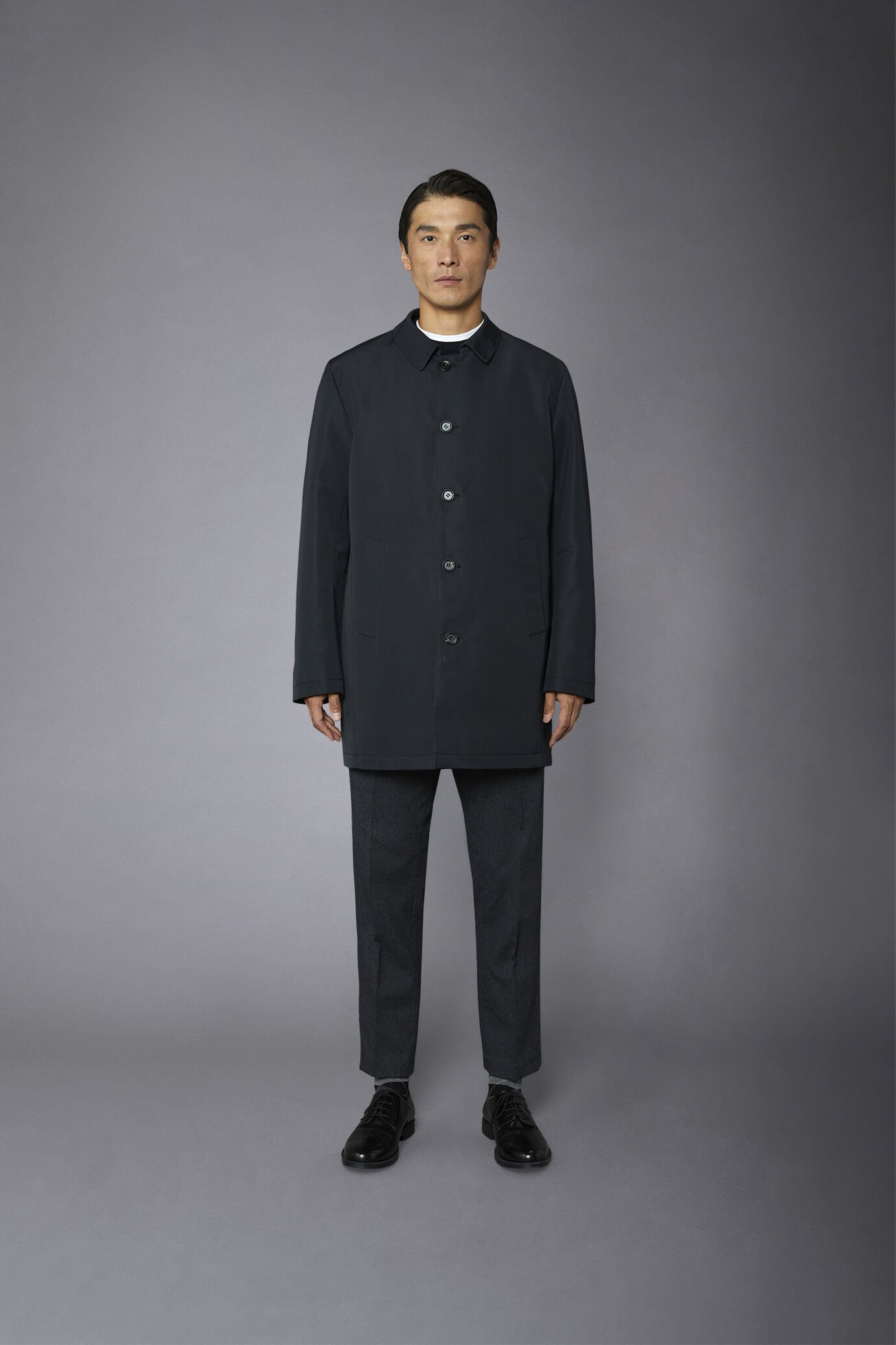 Impermeabile uomo in tessuto tecnico reversibile comfort fit image number 2