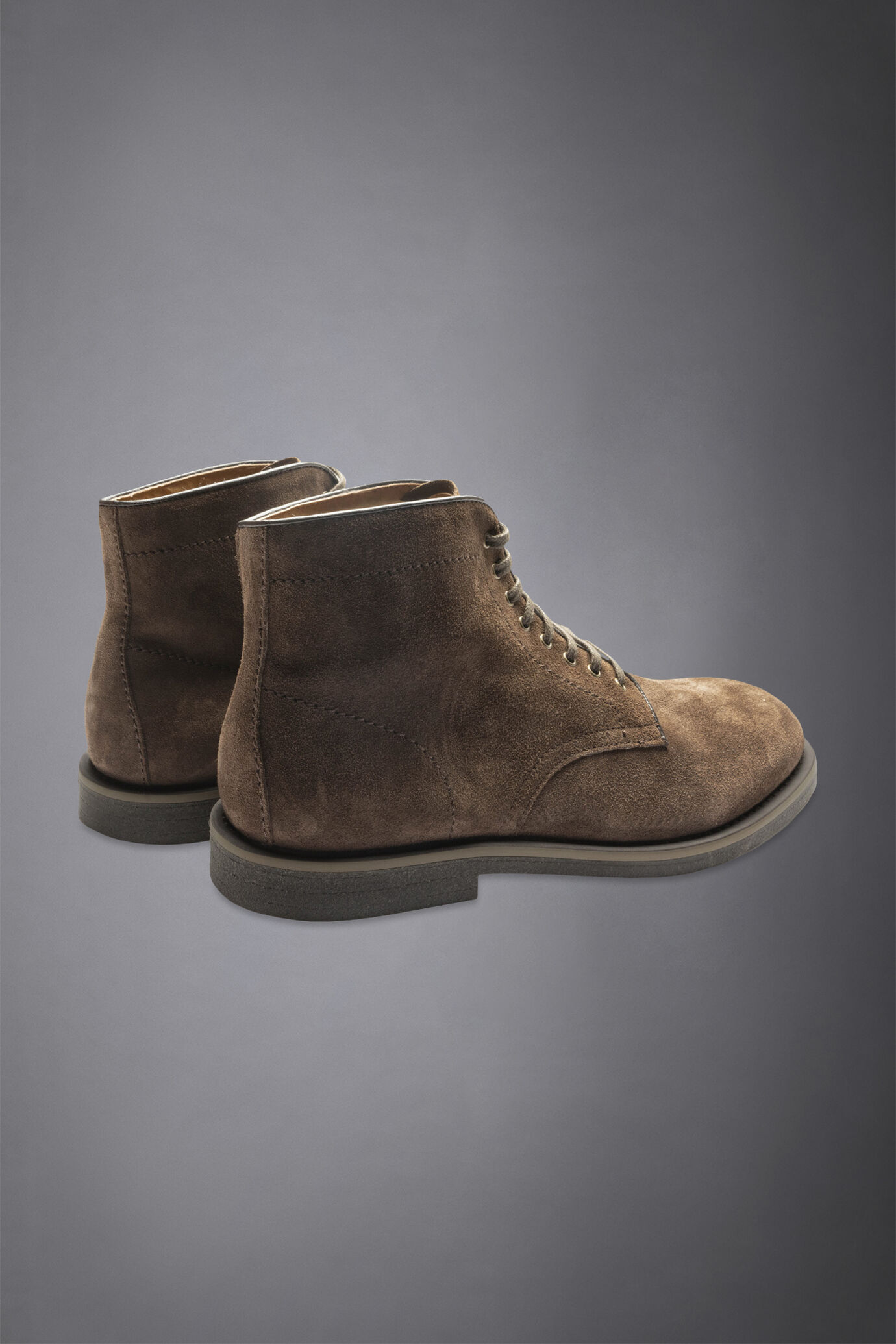 100% suede leather boots with rubber sole image number 3
