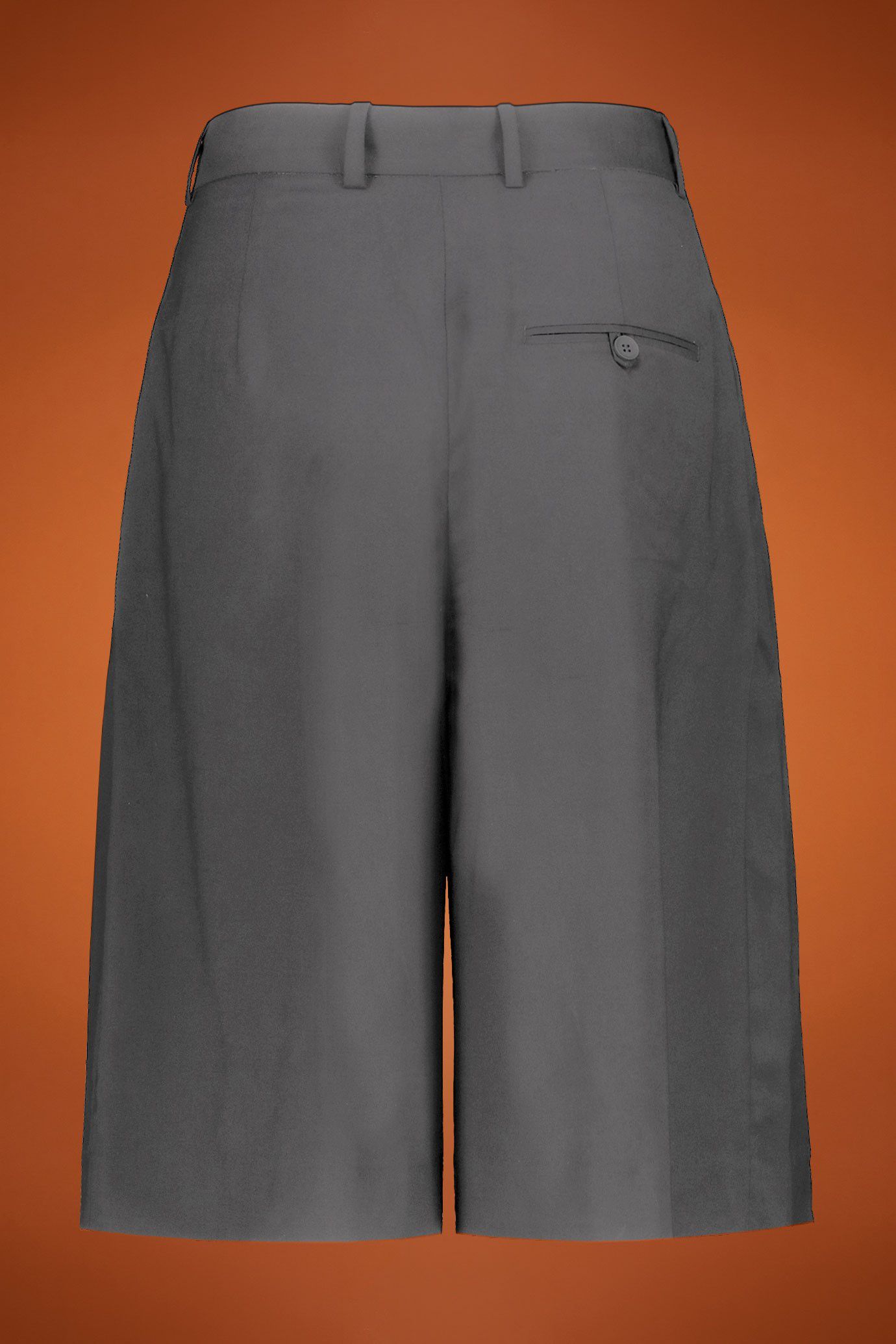Women’s wool-blend bermuda shorts with pleats image number 1