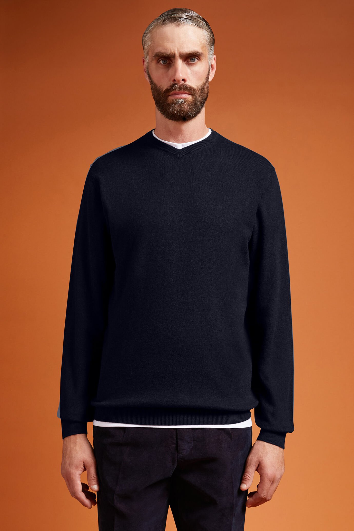 Maglia uomo scollo a V lana e cotone regular fit