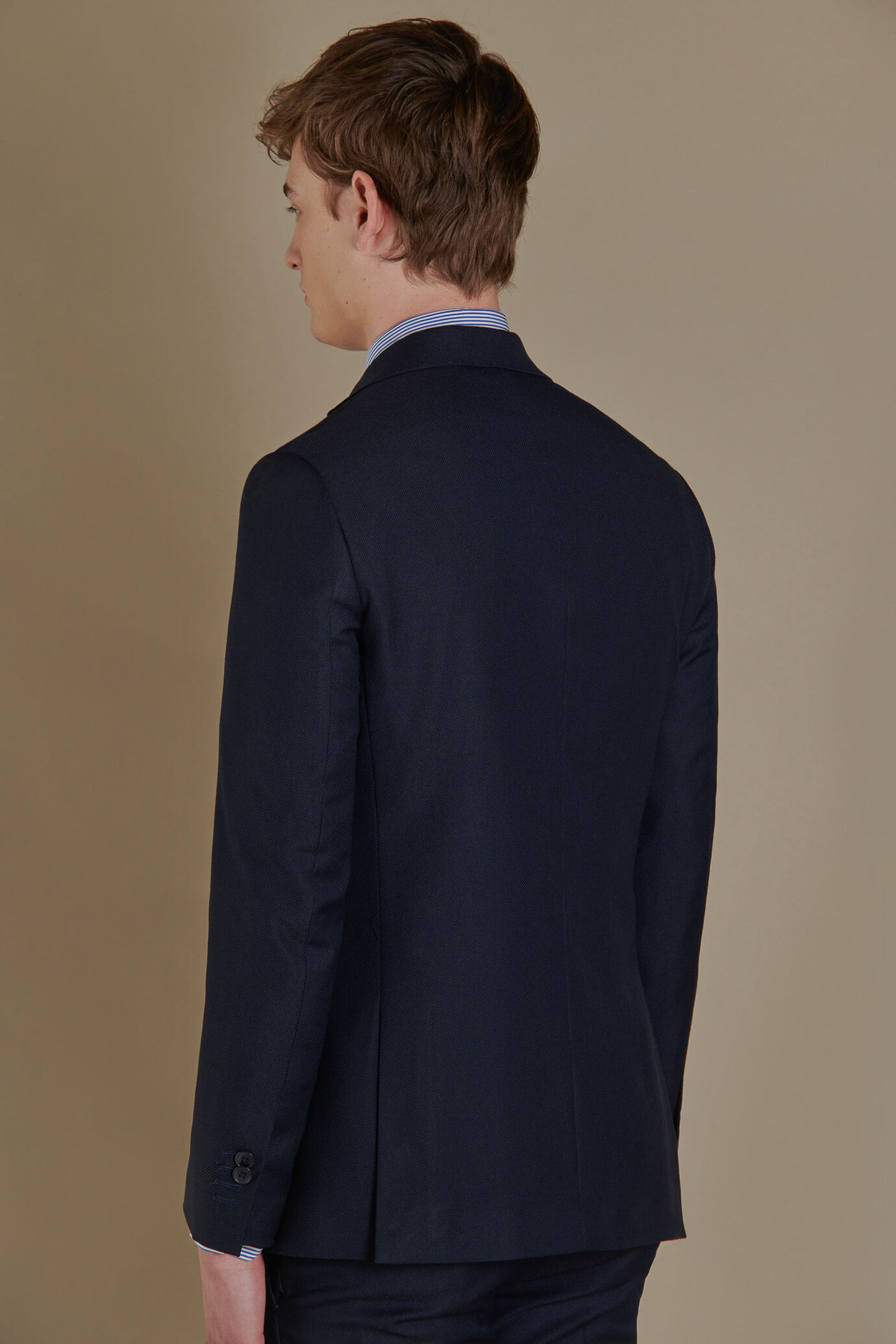 Abito monopetto con rever classico image number 3