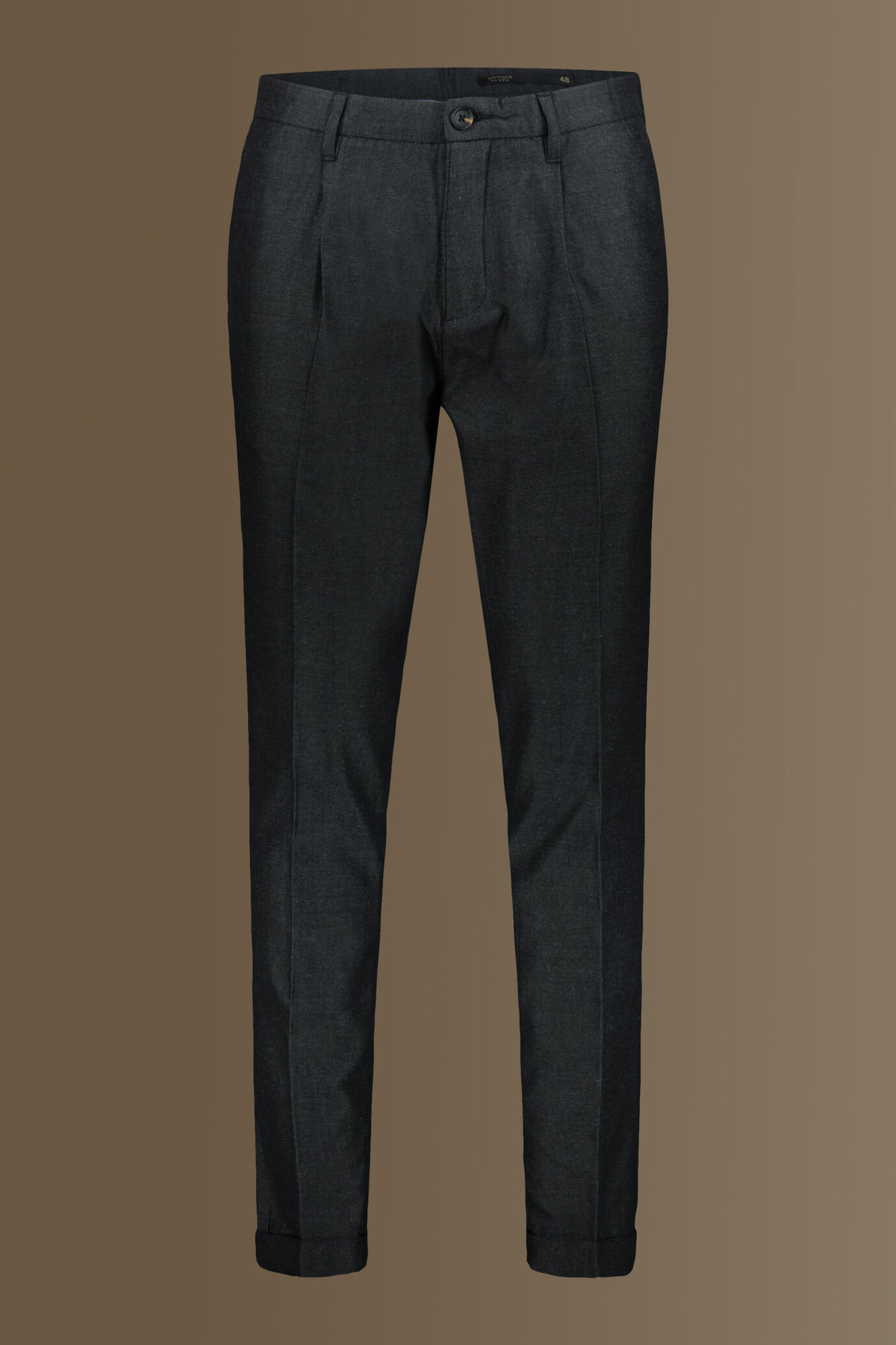 Pantalone uomo chino con pinces singola e risvolto image number 4