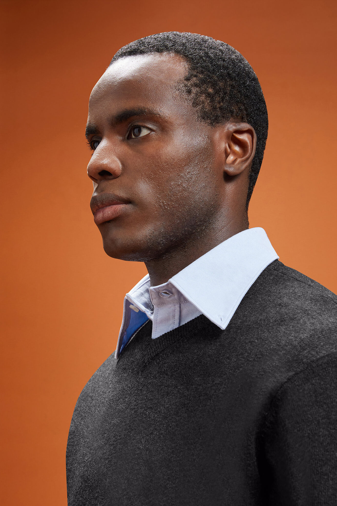 Maglia uomo scollo a V lana e cotone regular fit image number 3