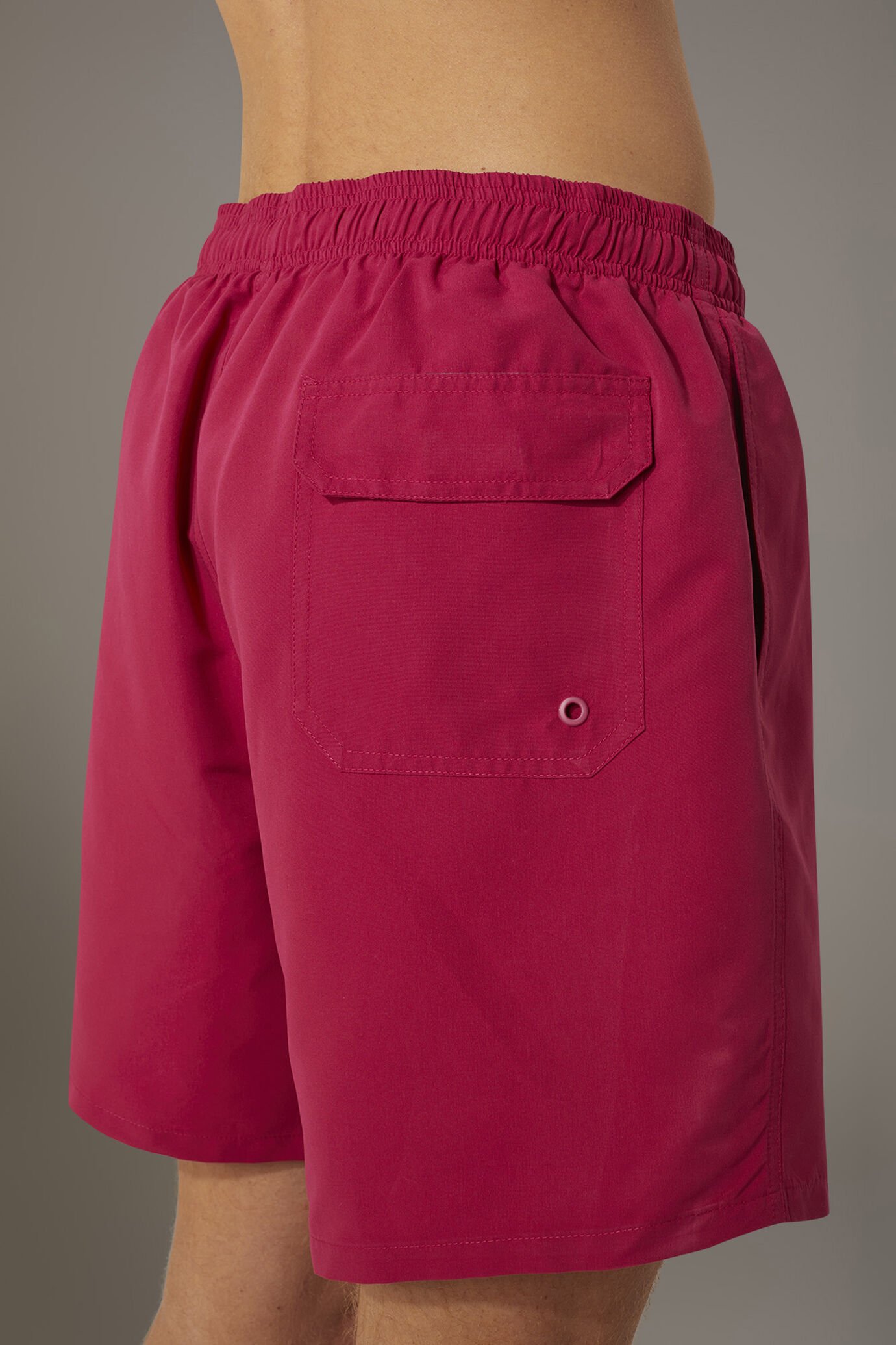 Einfarbige Bademode image number 2