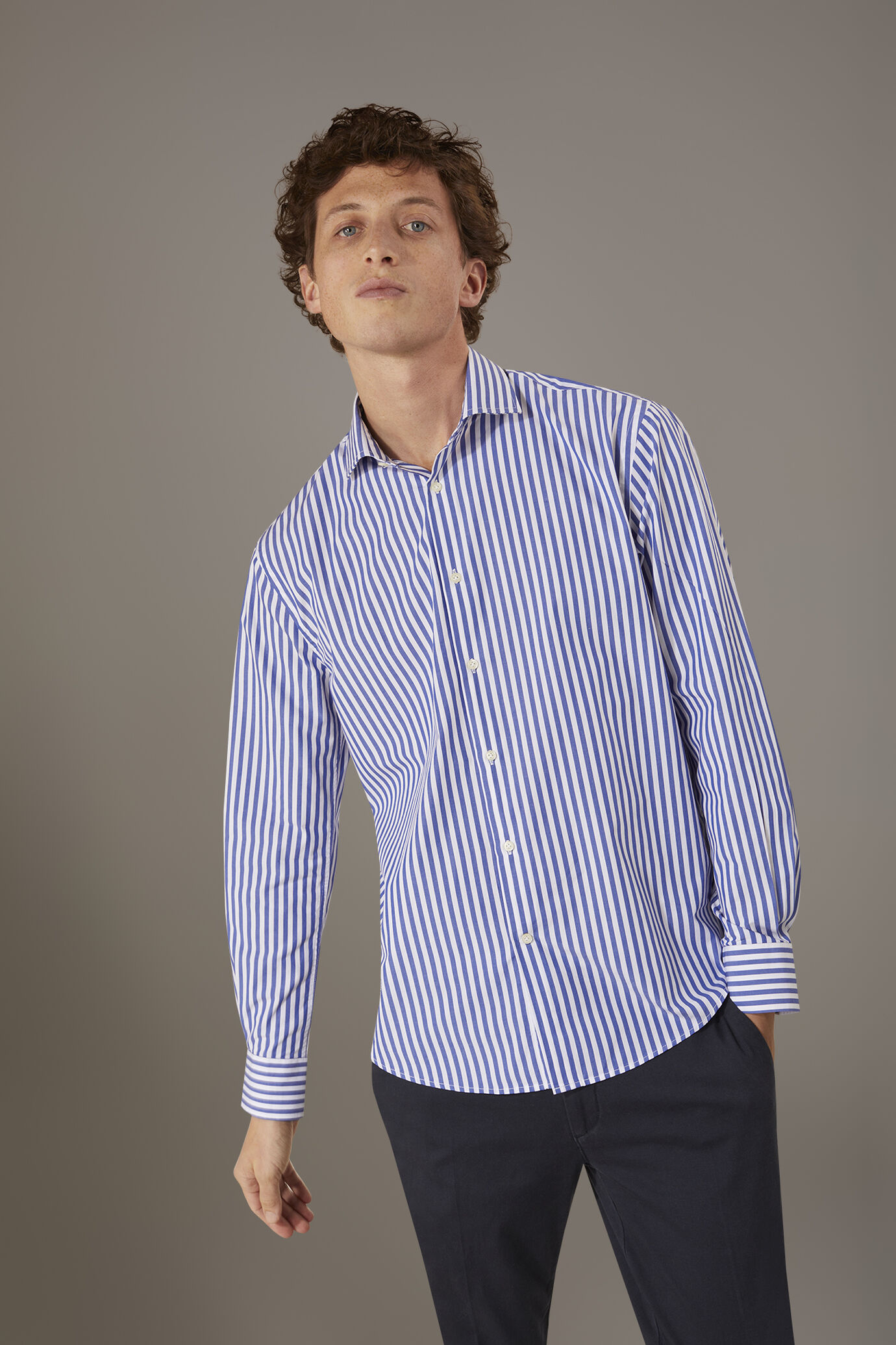 Classic washed shirt with french collar comfrot fit yarn dyed wide stripes image number 0