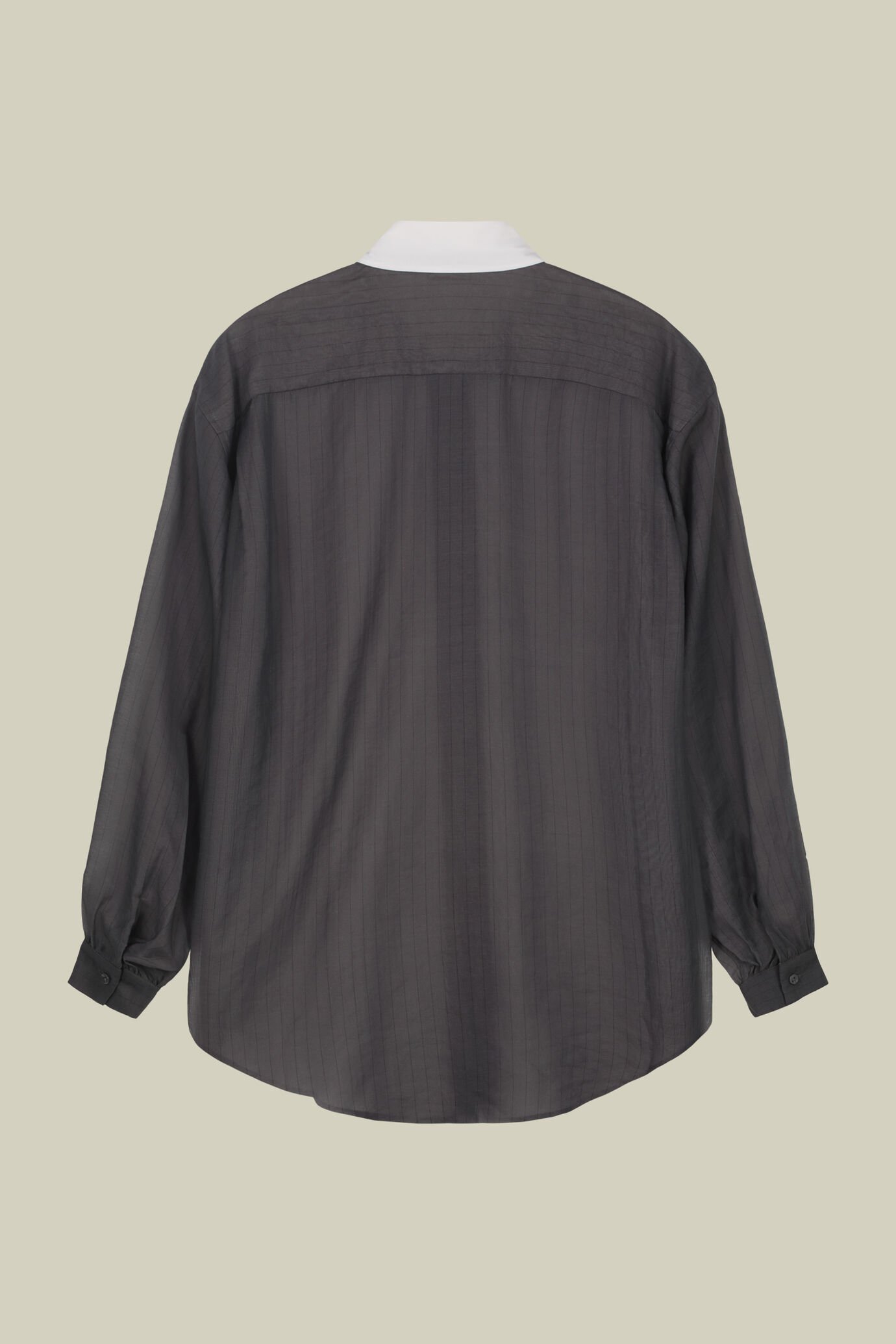 Chemise oversize pour femme, modèle à col uni en tissu rayé transparent image number 5