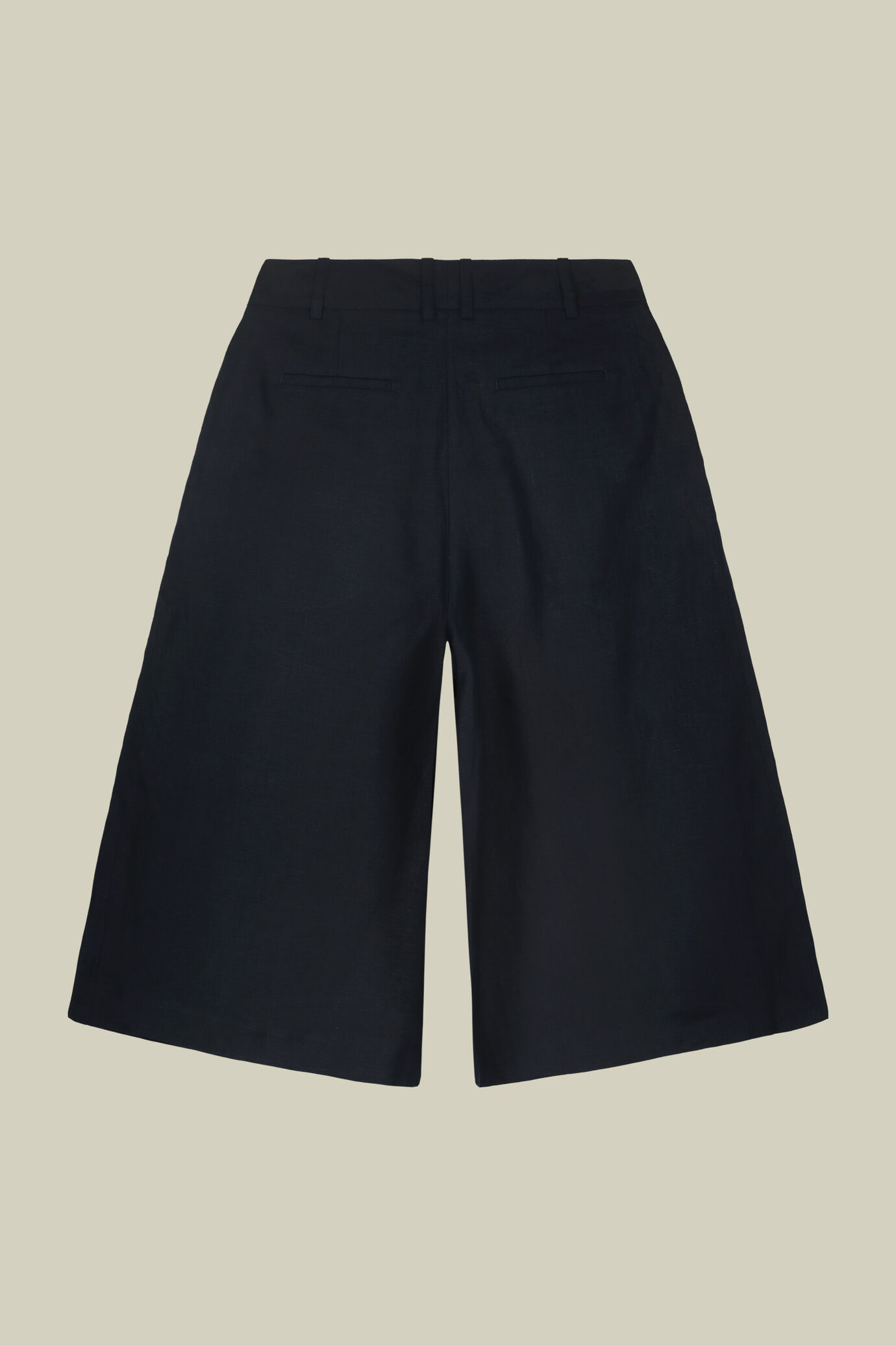 Bermuda skirt with a wide cut 100% linen image number 5