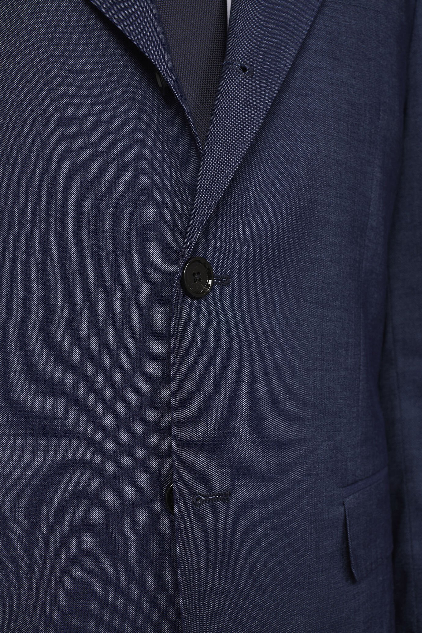 Costume homme à simple boutonnage et trois boutons coupe régulière image number 4