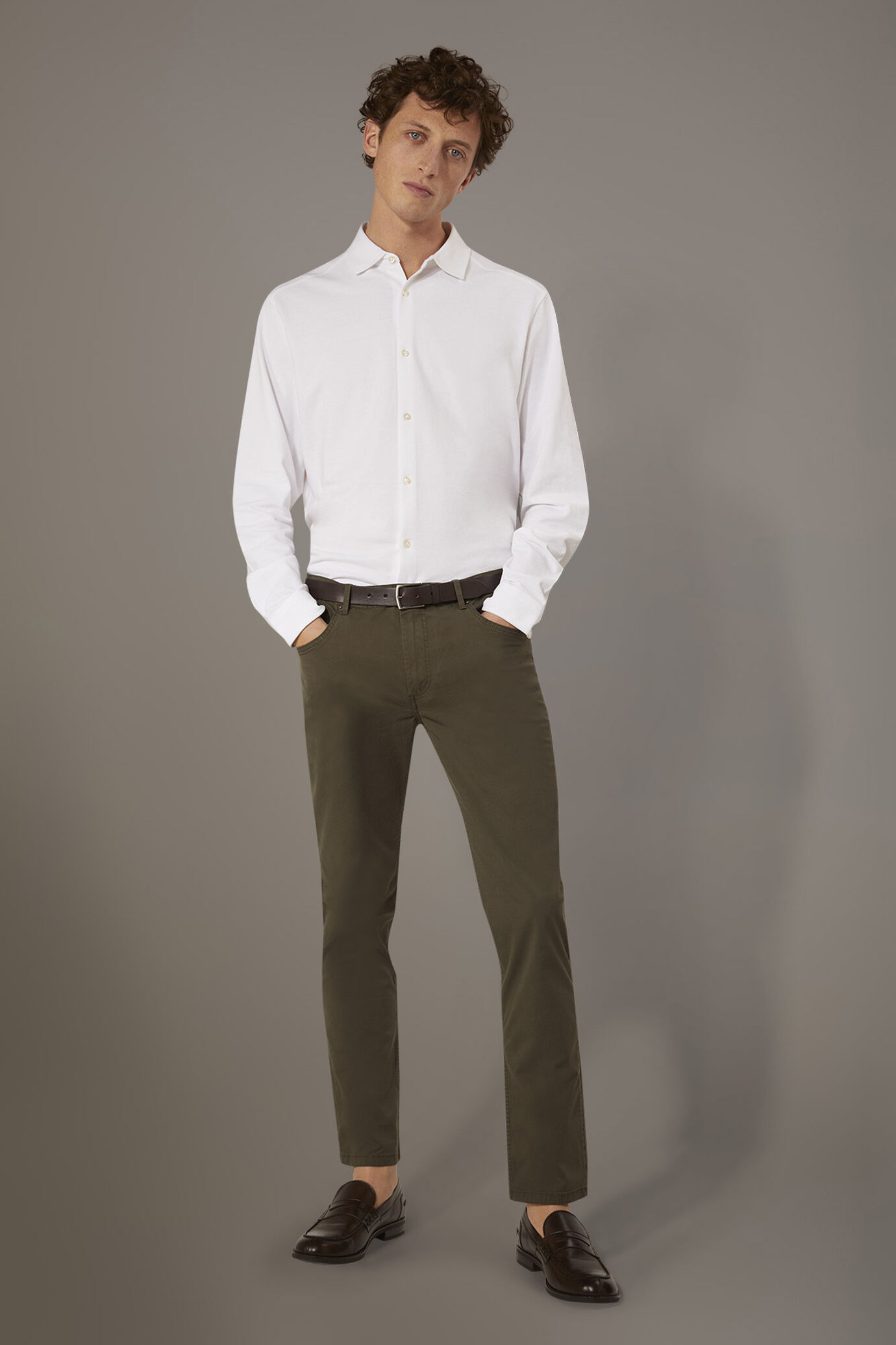 Pantalon 5 poches coupe r&eacute;guli&egrave;re en twill image number 0