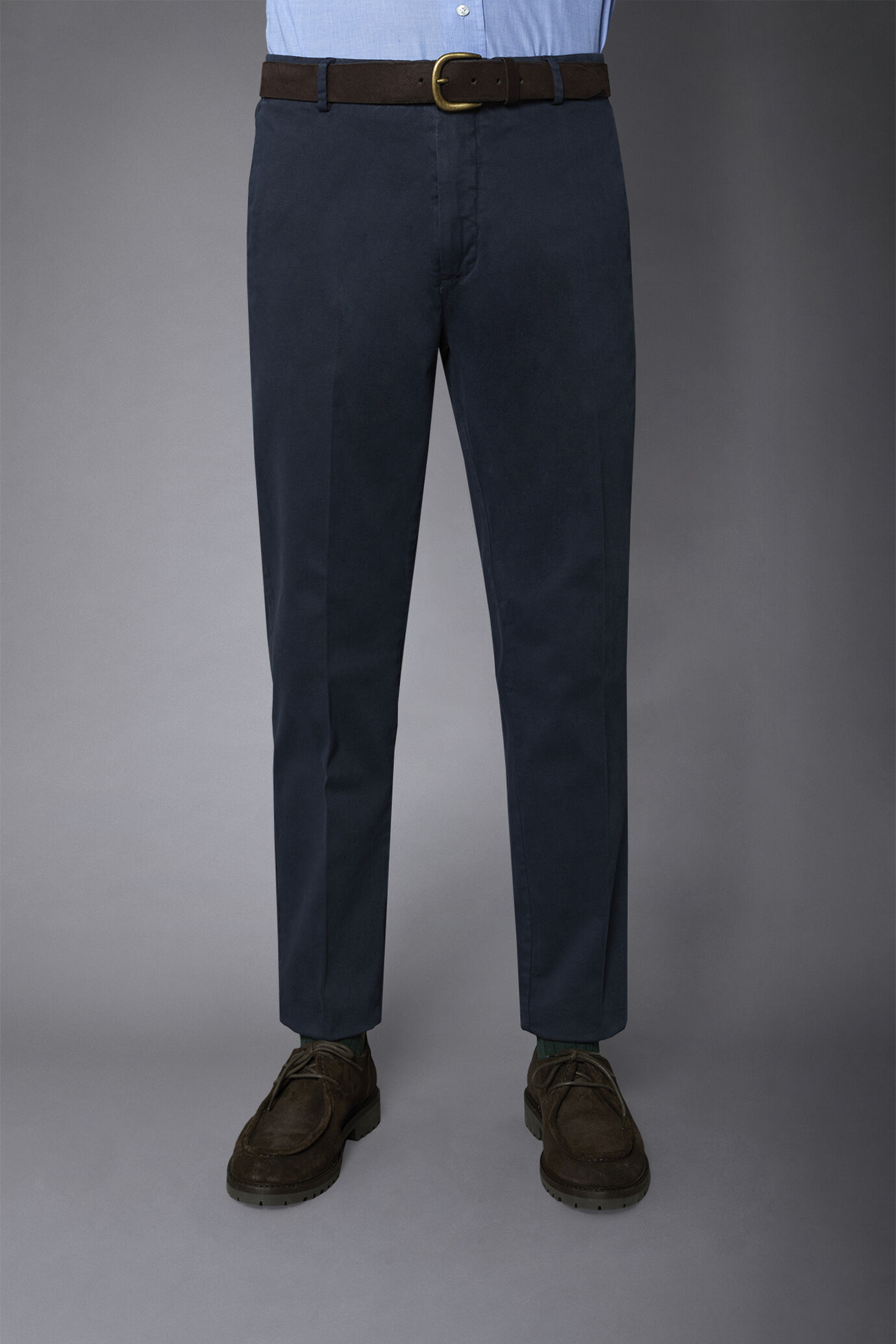 Klassische Chino-Hose in normaler Passform aus Twill image number 3