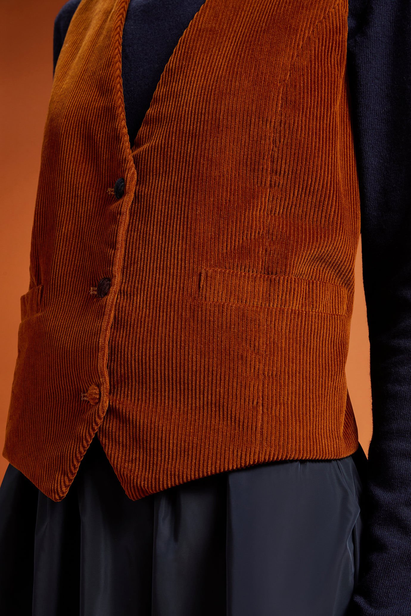 Gilet donna 100% cotone di velluto rigato regular fit image number 2