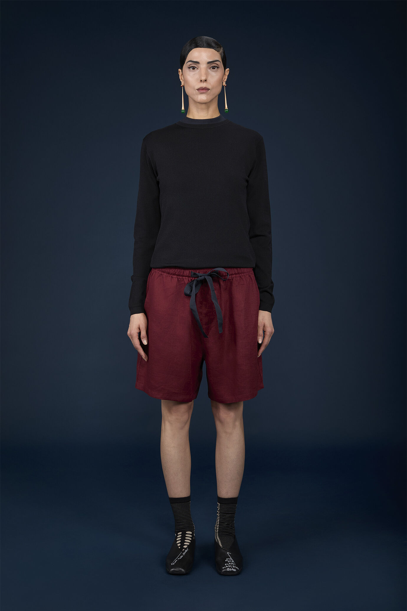 Short Bermuda skirt with elastic waist and adjustable contrasting drawstring 100% linen image number 1