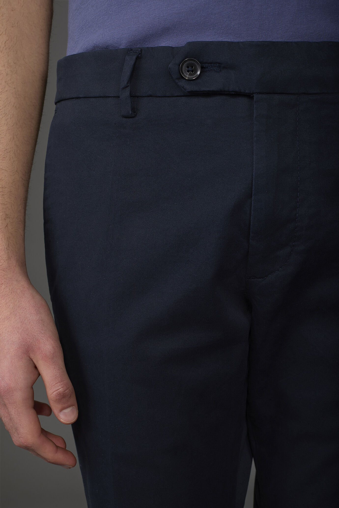 Klassische Chinohose für Männer regular fit image number 2