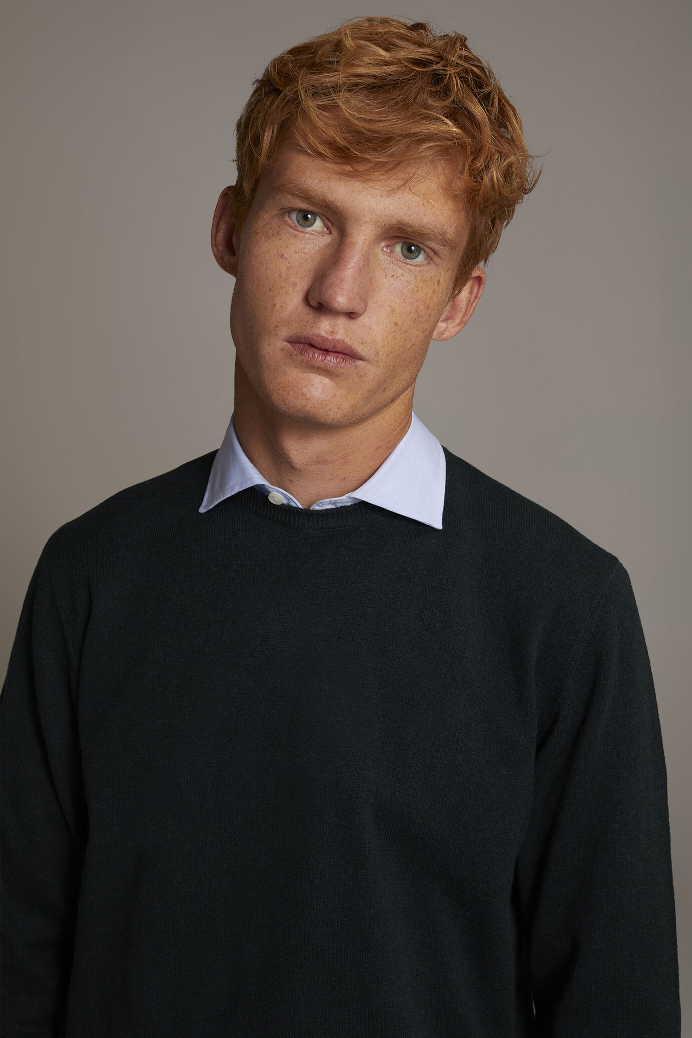 Wool blend round neck sweater image number 2