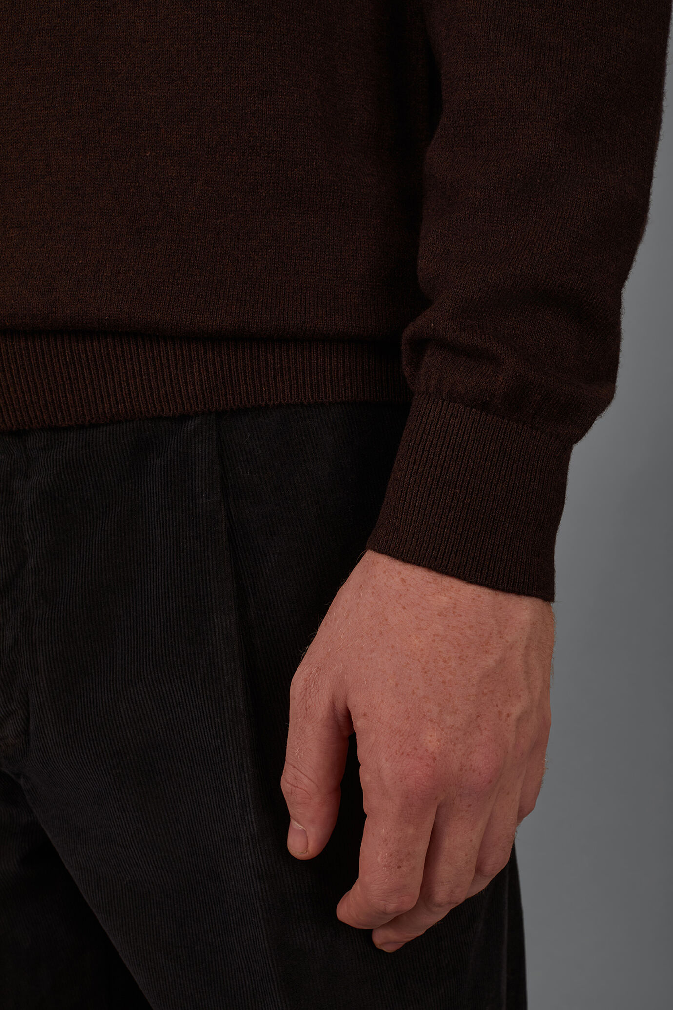 Maglia uomo dolcevita in misto lana e cotone regular fit image number 3