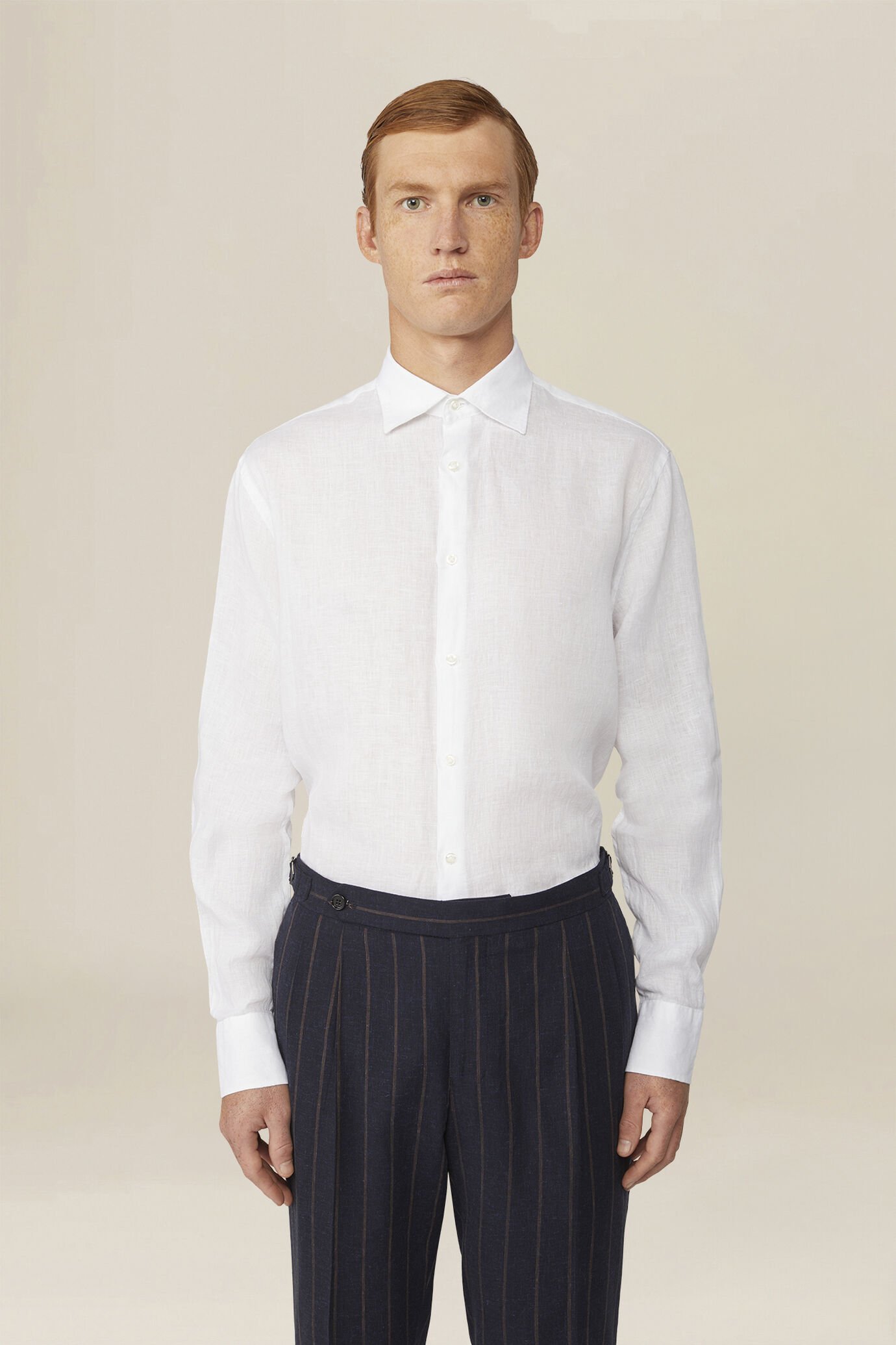 Chemise d&eacute;contract&eacute;e homme &agrave; col classique, 100% lin