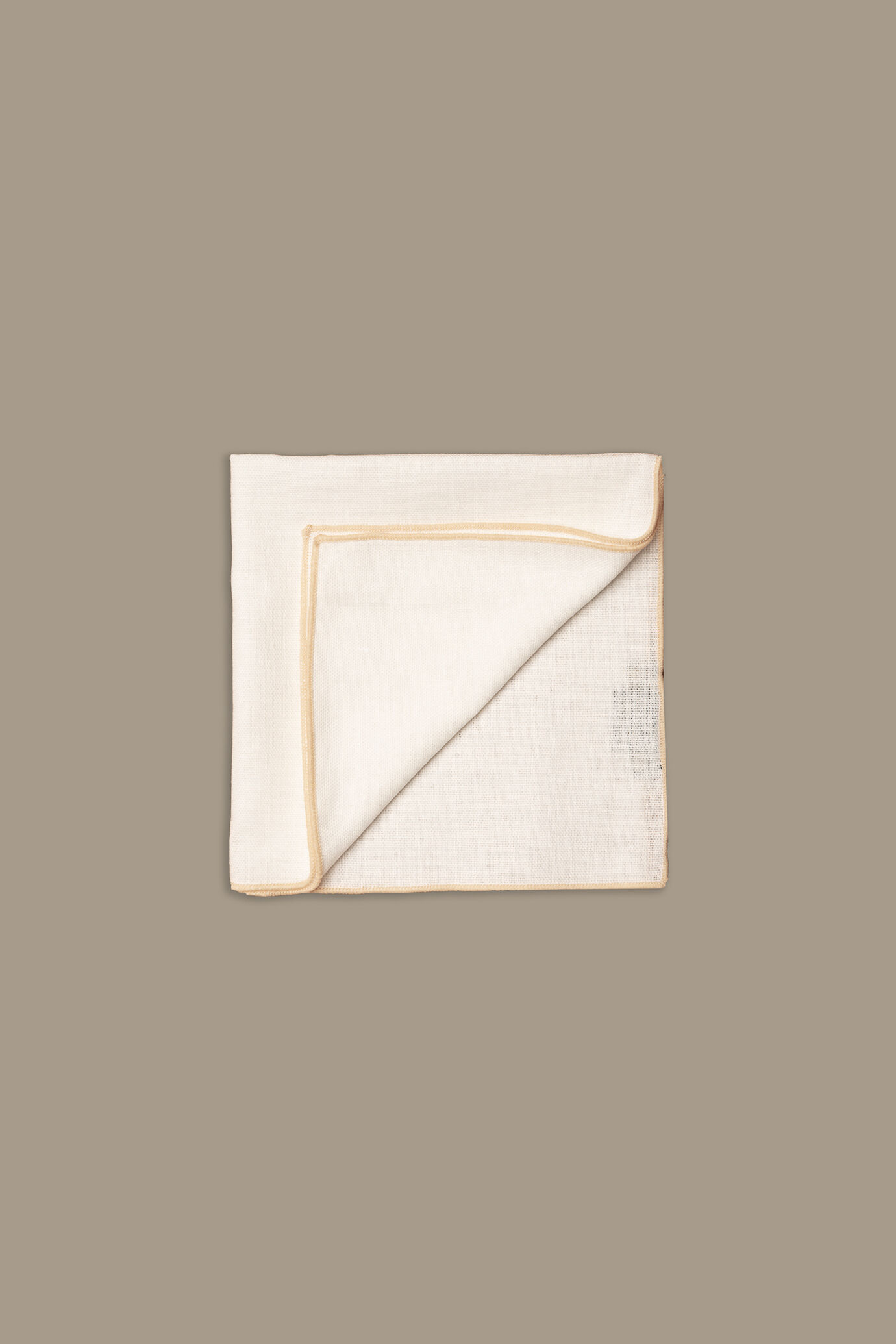 Fancy pochette image number 0
