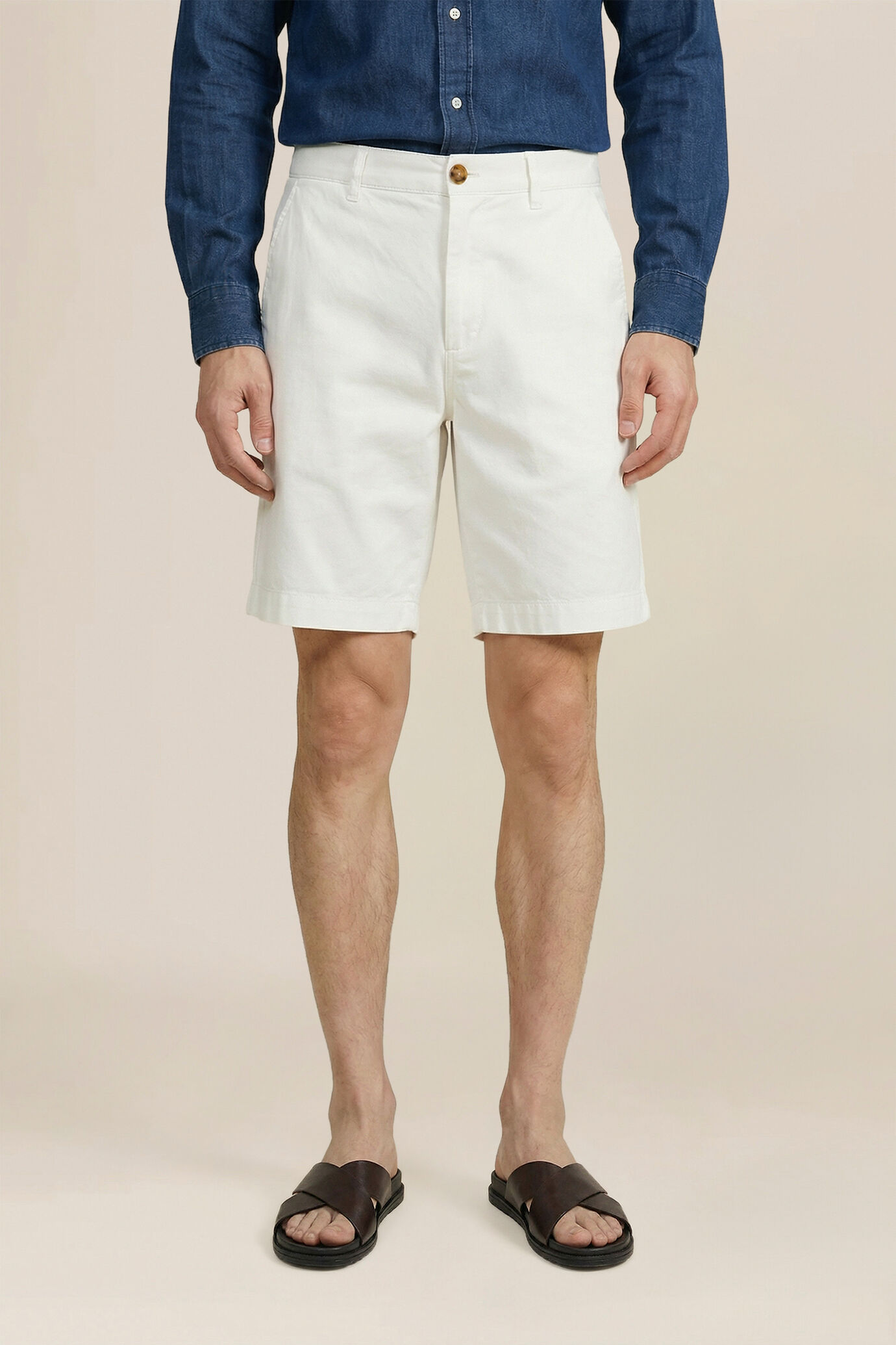 Bermuda uomo classico in cotone twill regular fit image number 1