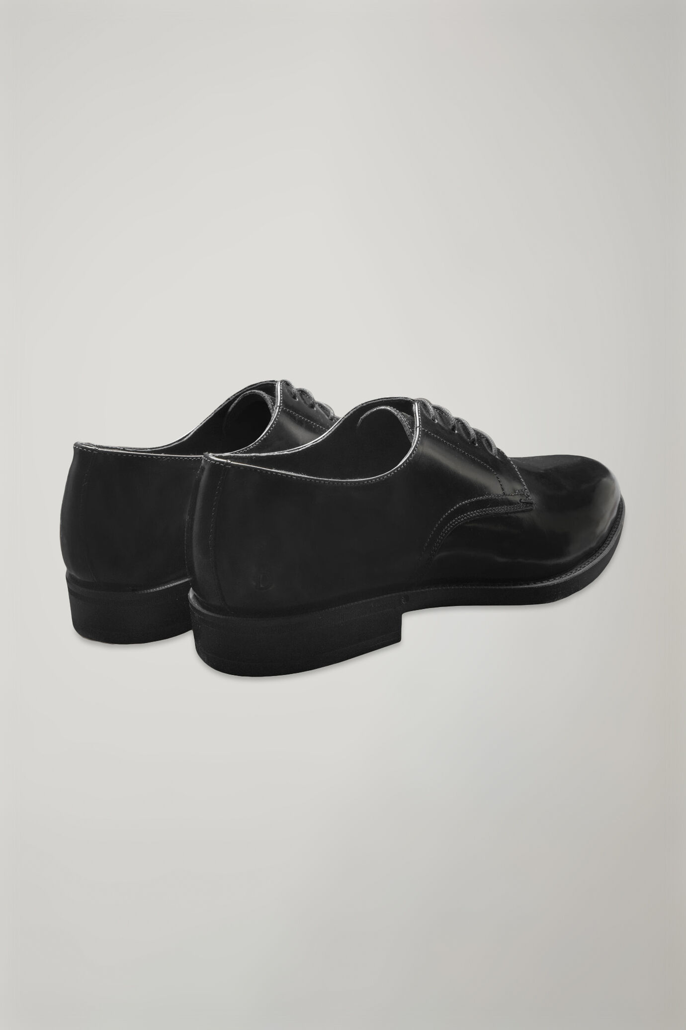 Scarpa Derby uomo 100% pelle con fondo in gomma image number 3