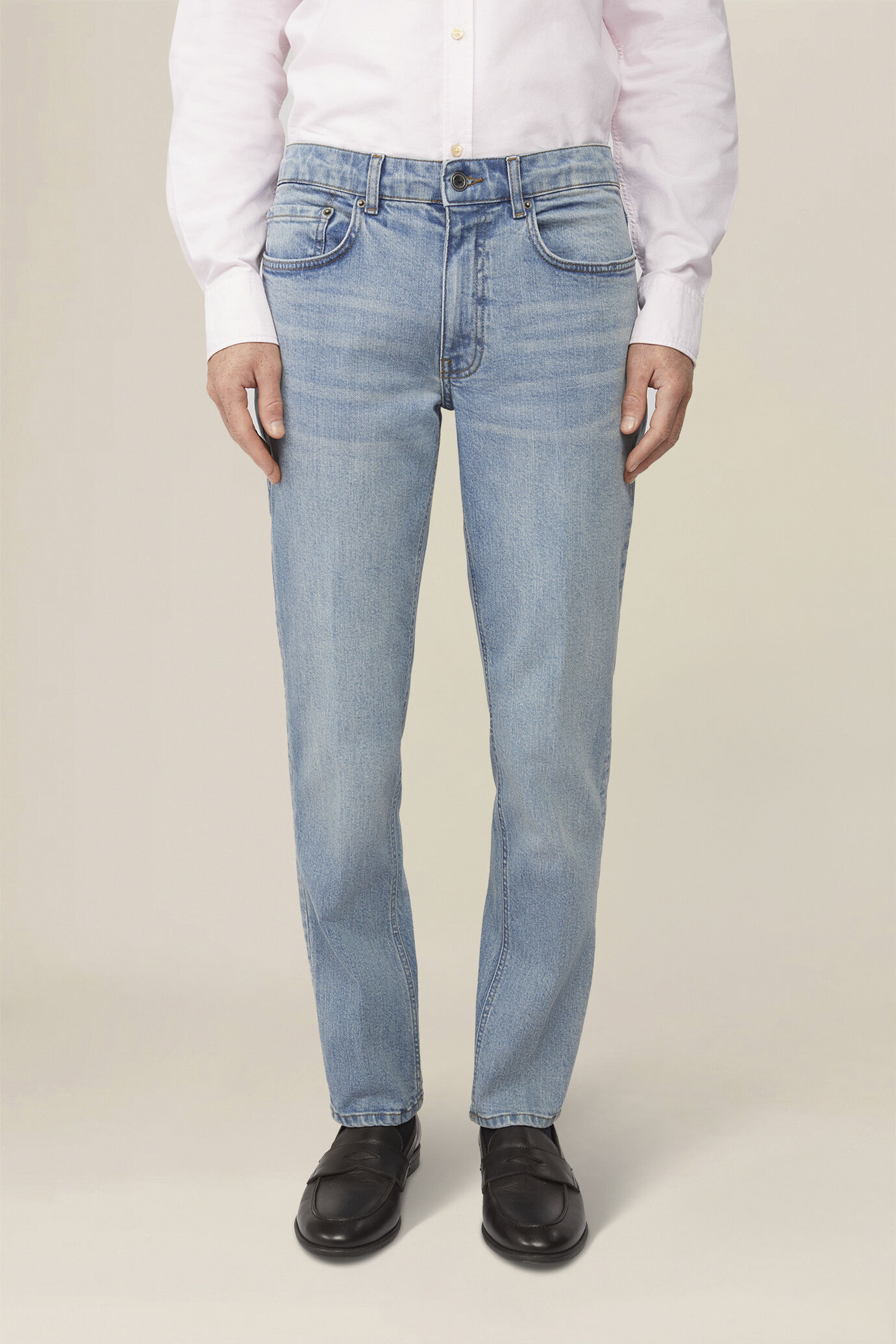 Jean 5 poches pour homme en denim clair image number 1