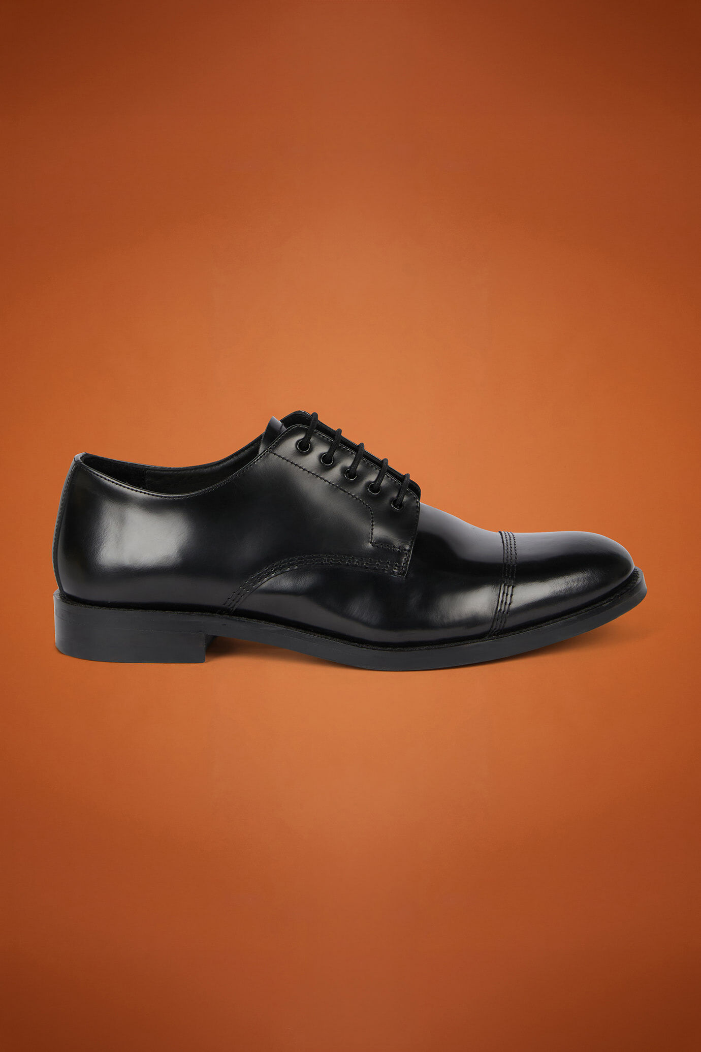 Scarpa derby uomo 2025