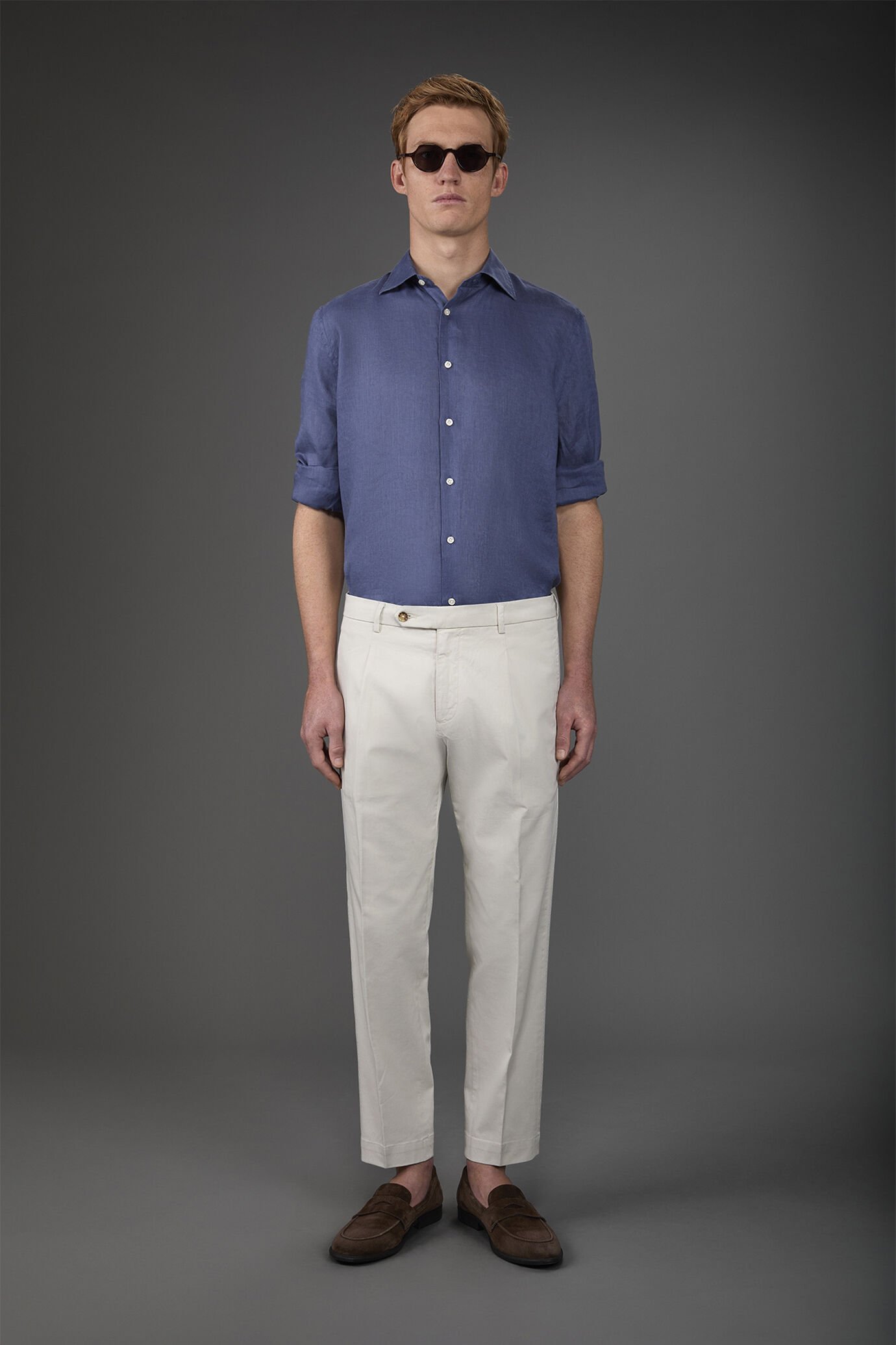 Pantalone uomo capri con pinces image number 0