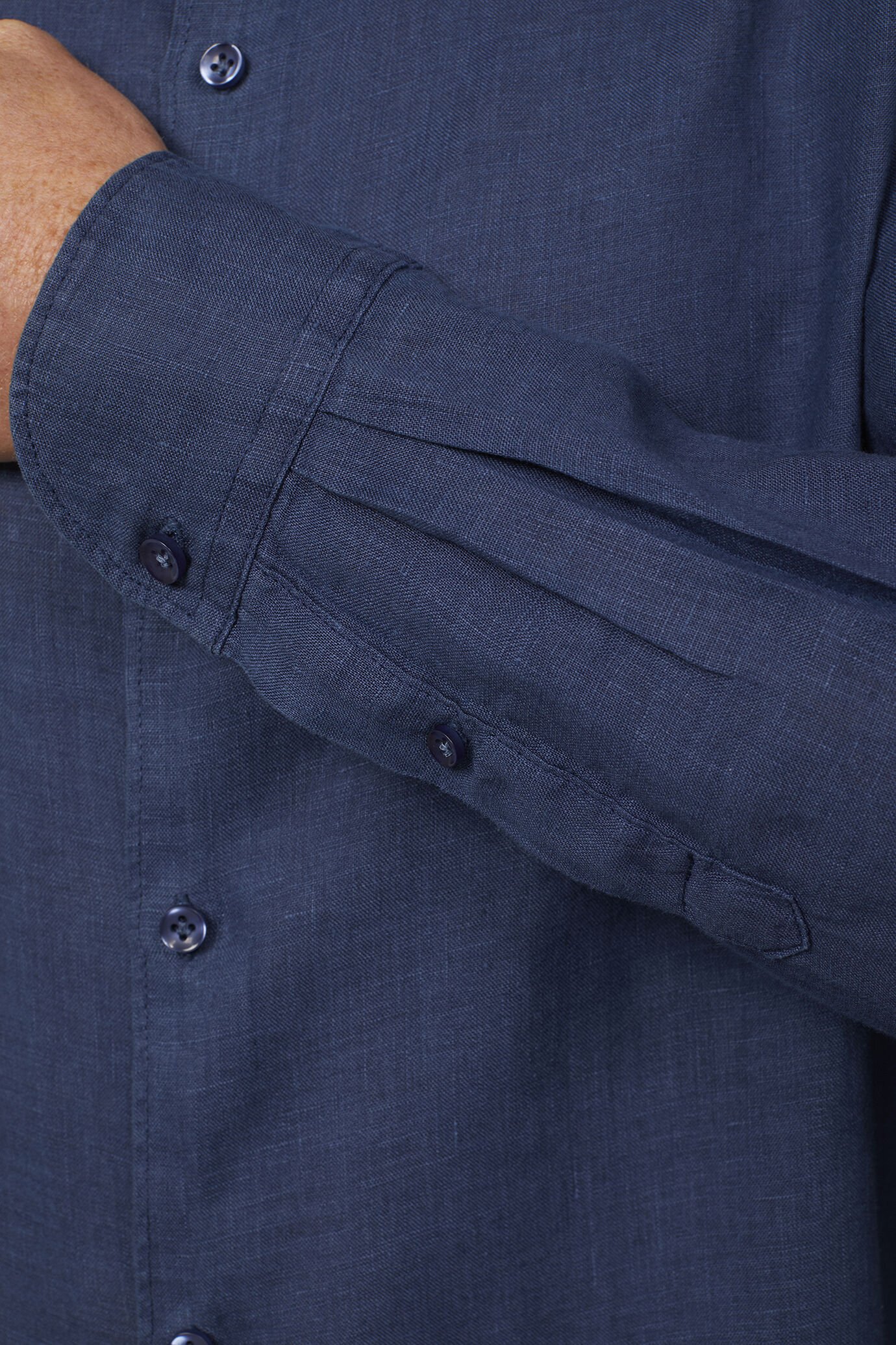 Chemise décontractée homme à col classique, en 100 % lin, coupe confort image number 4