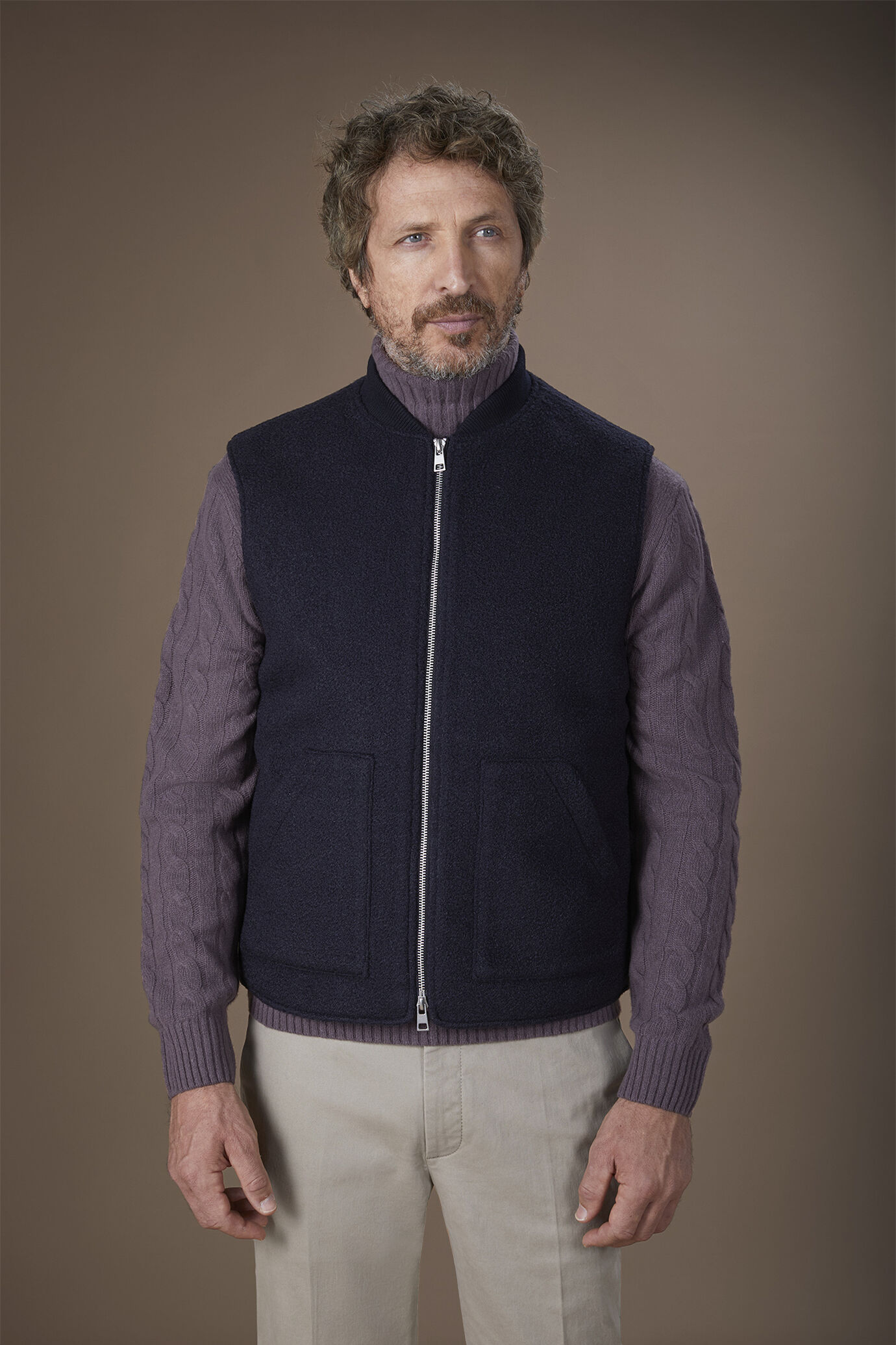 Ärmellose Weste für Herren leicht wattiert aus Stoff mit Wolloptik reguläre Passform image number 1