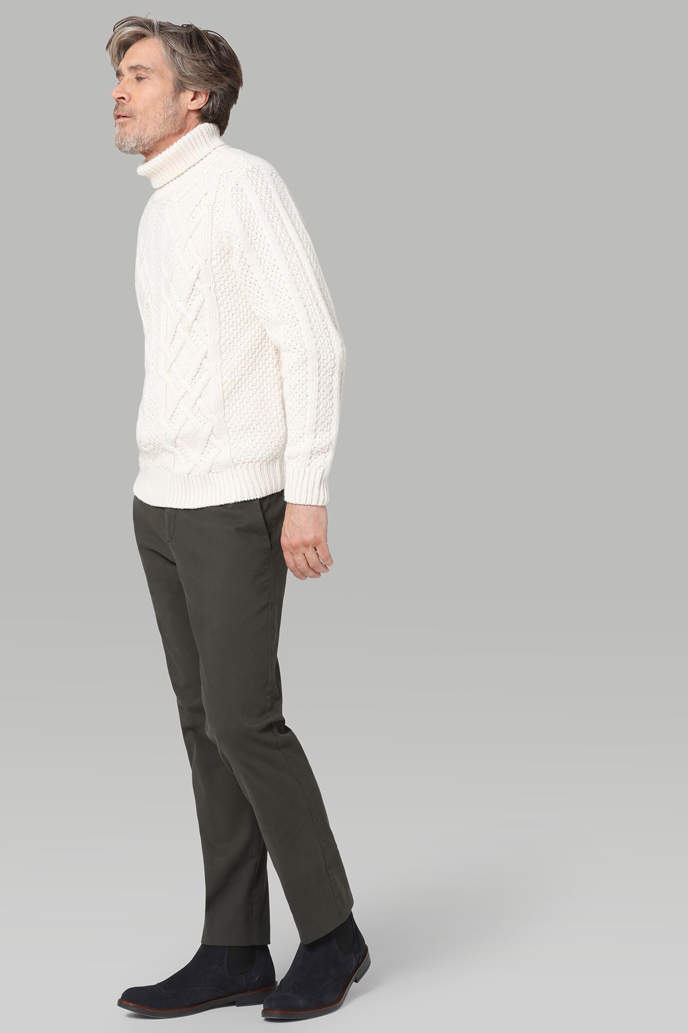 Pantalone chino uomo in twill elastico image number 0