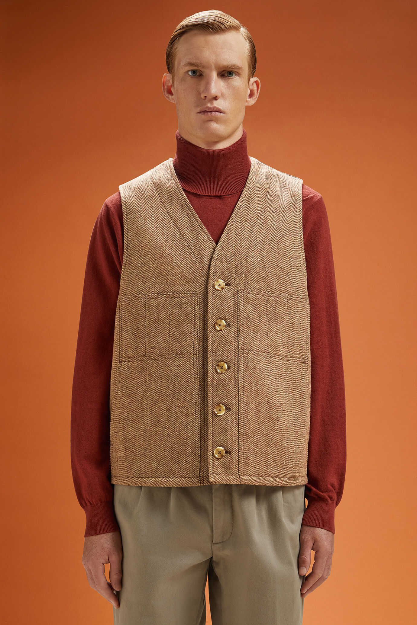 Gilet uomo monopetto con scollo a v tessuto spinato Wool Blend regular fit image number 0
