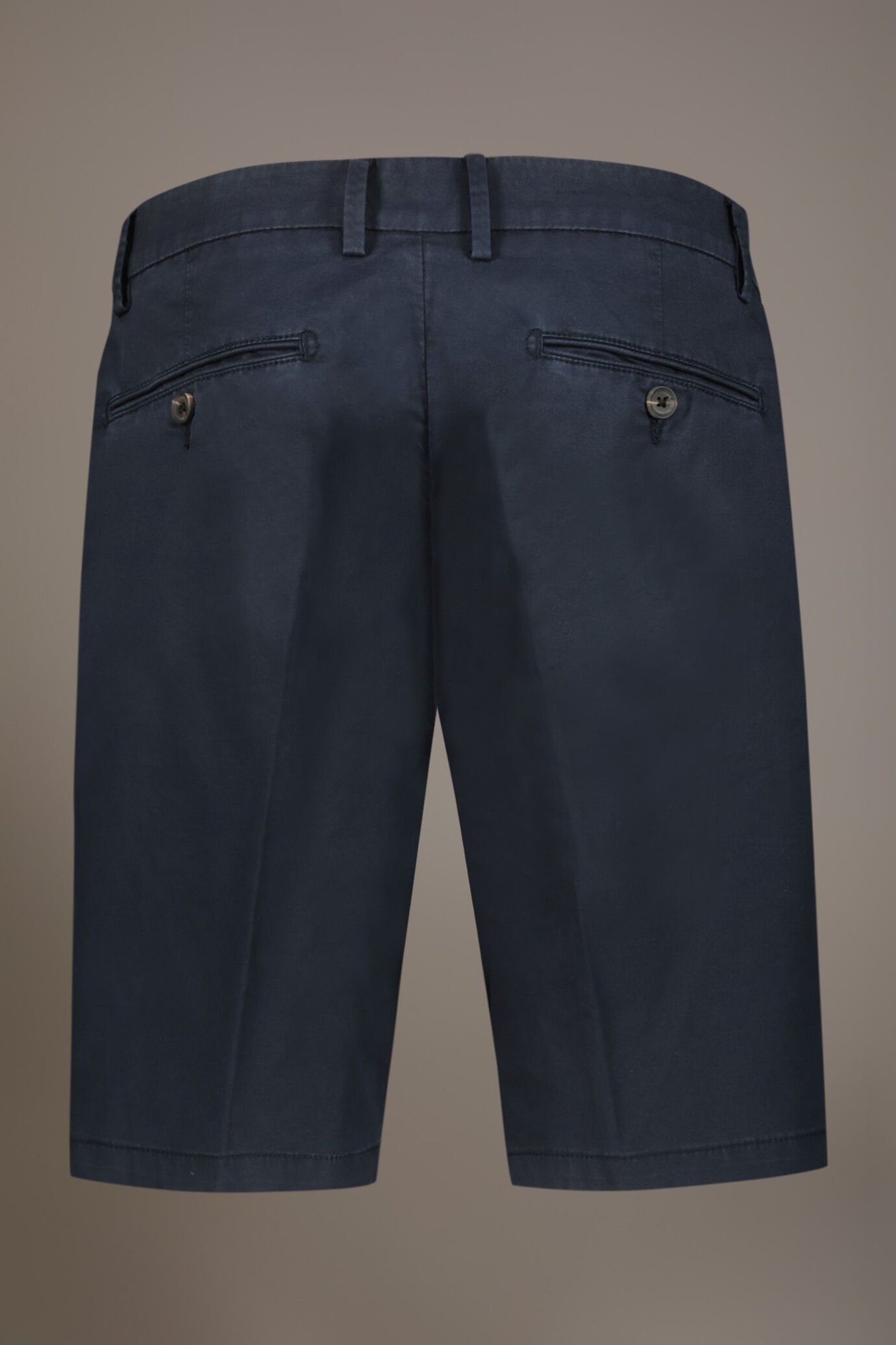 Bermuda classique en twill image number 5