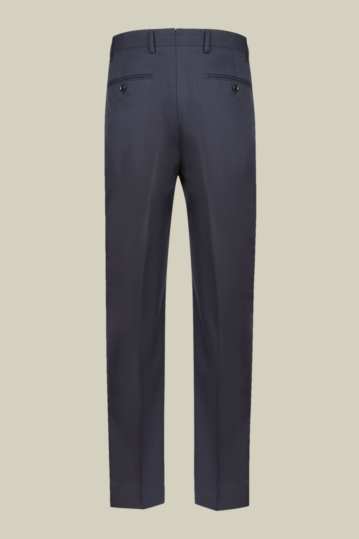 Men's regular fit single-breasted suit featuring a jacket with peak lapels in wool blend fabric image number 3