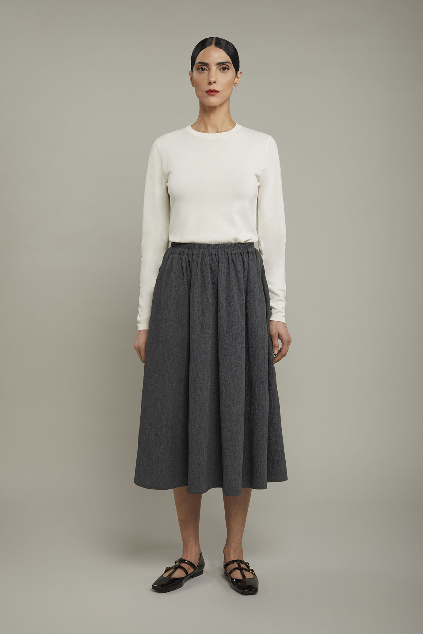 Gonna donna in cotone goffrato tinta unita regular fit image number 2