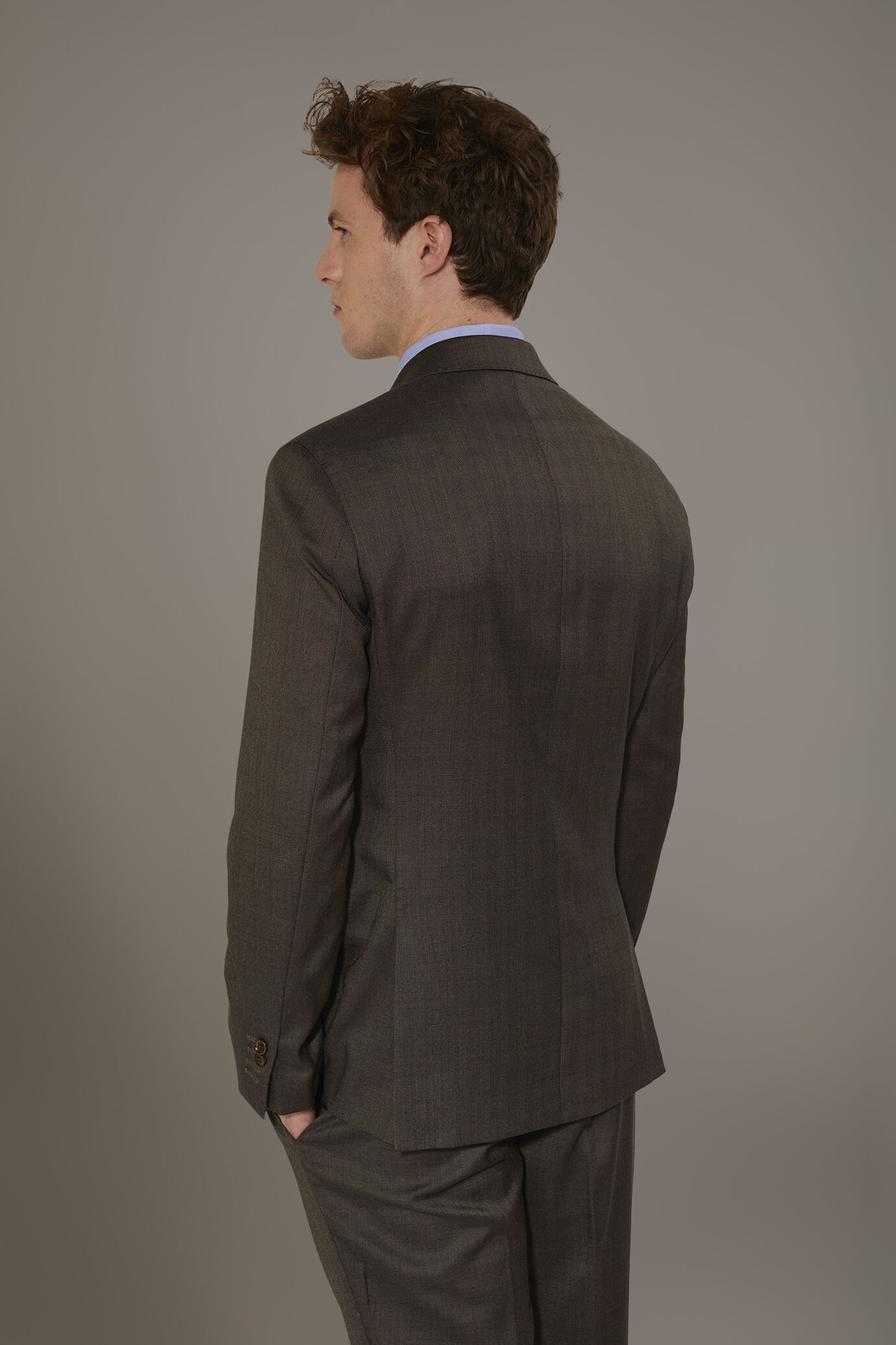 Regular fit single-breasted suit in prince of wales fabric image number 4