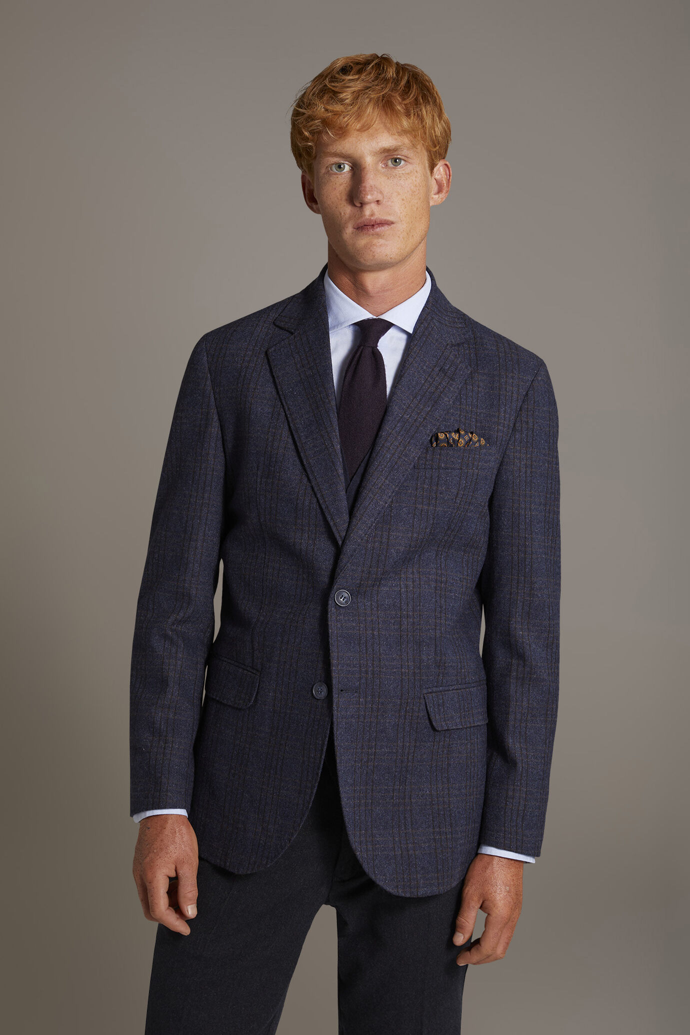 Single-breasted jacket with flap pockets in wool blend made in Italy image number 2