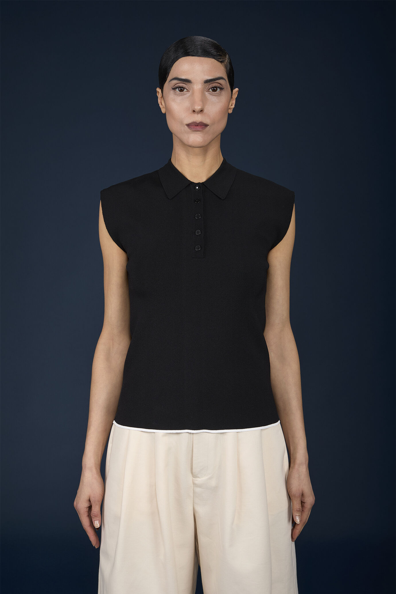 Polo donna con manica a giro con aviatura a contrasto image number 1