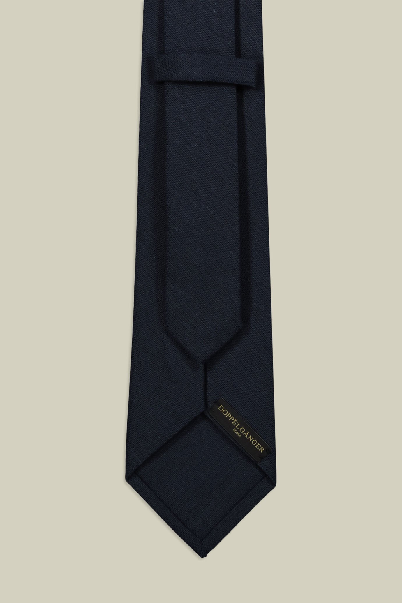 Linen blend tie solid colour