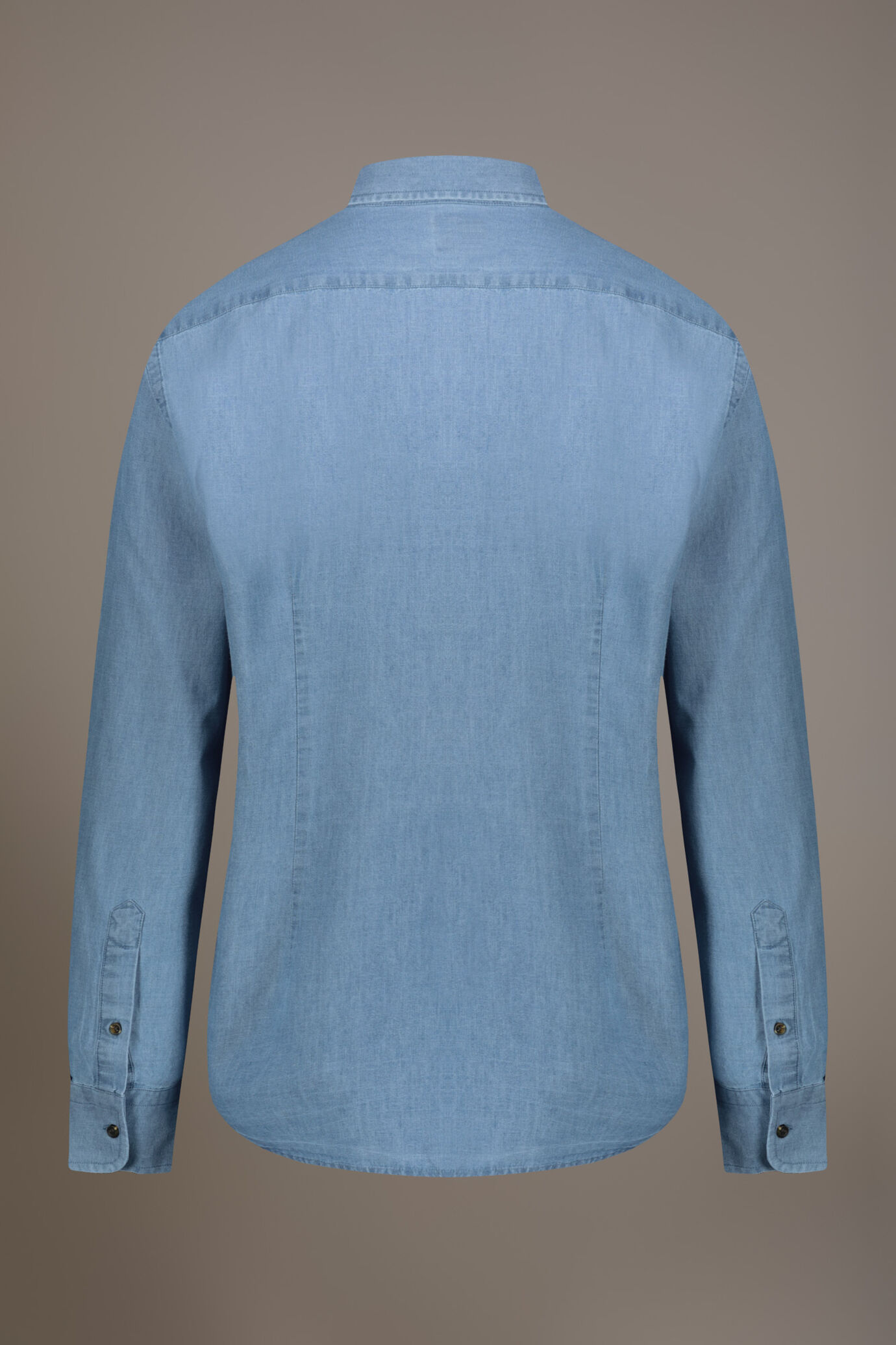 Camicia casual collo francese comfort fit tessuto chambray image number 4