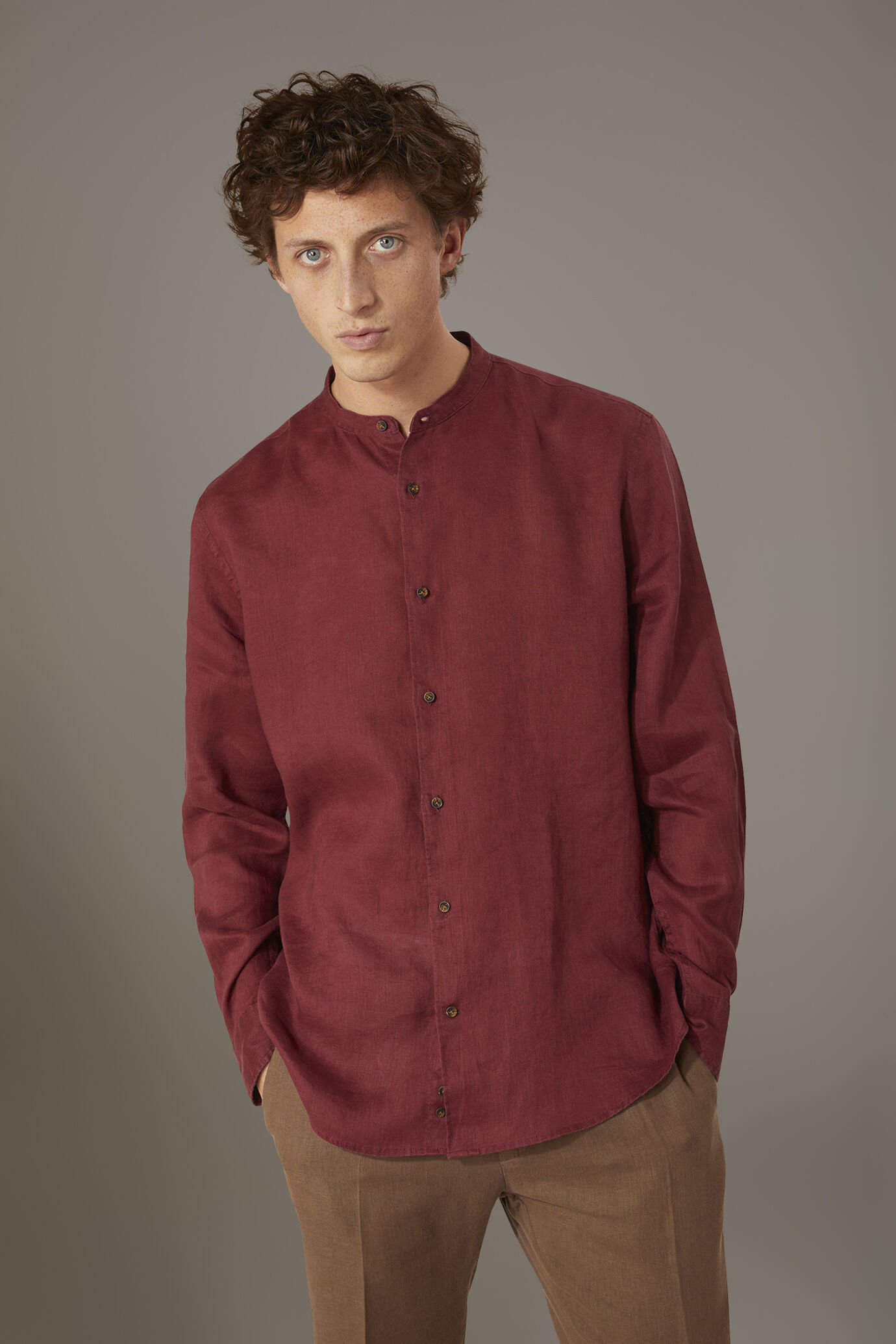 Chemise décontracté col à la coréenne fit confortable 100% lin image number 0
