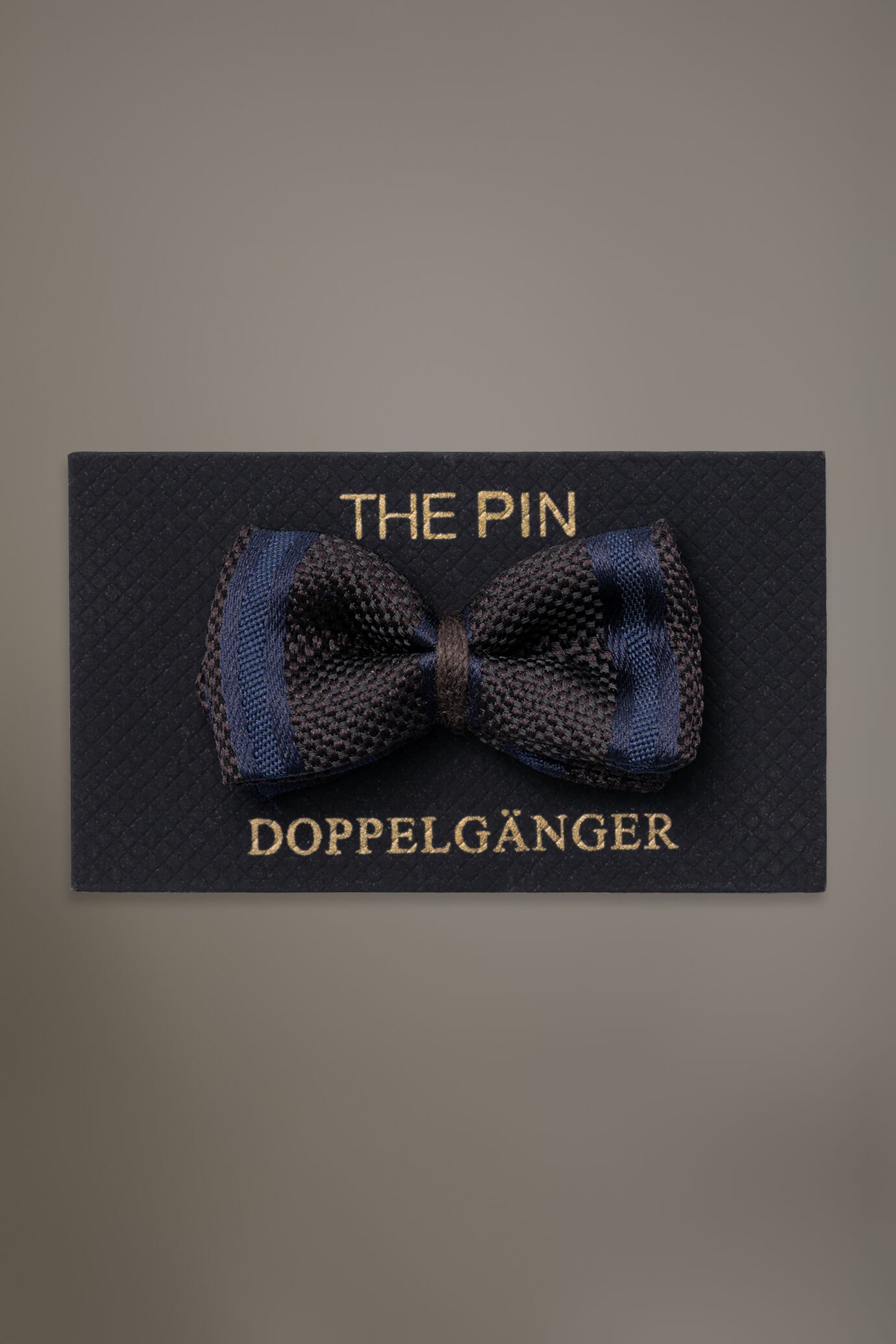 Broche image number 1