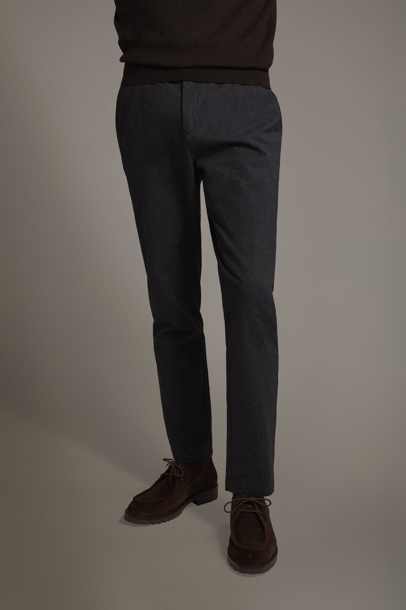 Regular fit chino trousers in twill yarn-dyed melange fabric image number 2