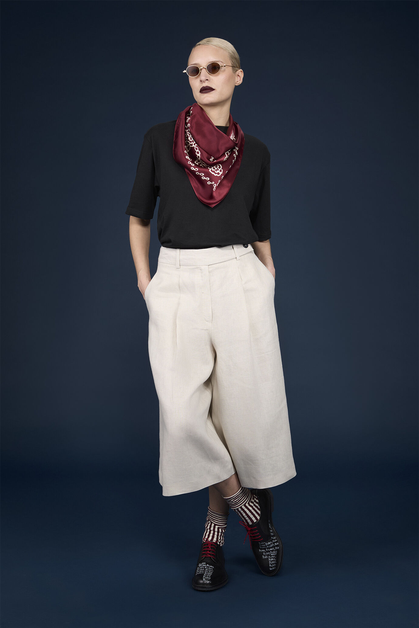 Bermuda skirt with a wide cut 100% linen image number 0