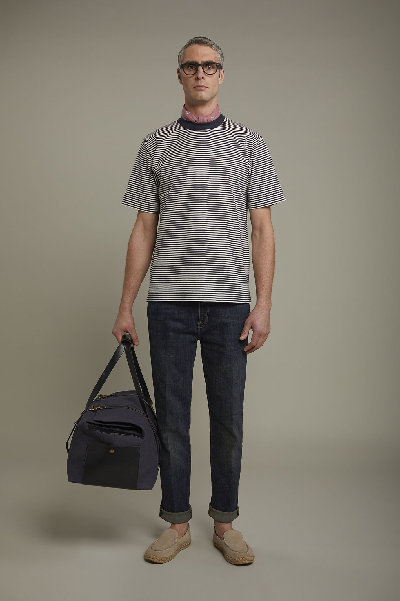Gestreiftes Herren-T-Shirt mit Rundhalsausschnitt aus 100 % Baumwolle in normaler Passform image number 0