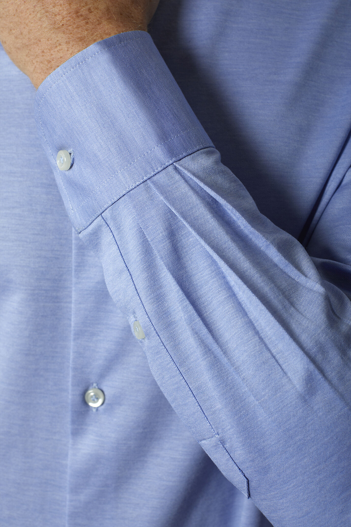 Chemise classique en jersey sans genre Col français Coupe confortable Tissu mélangé imprimé image number 3
