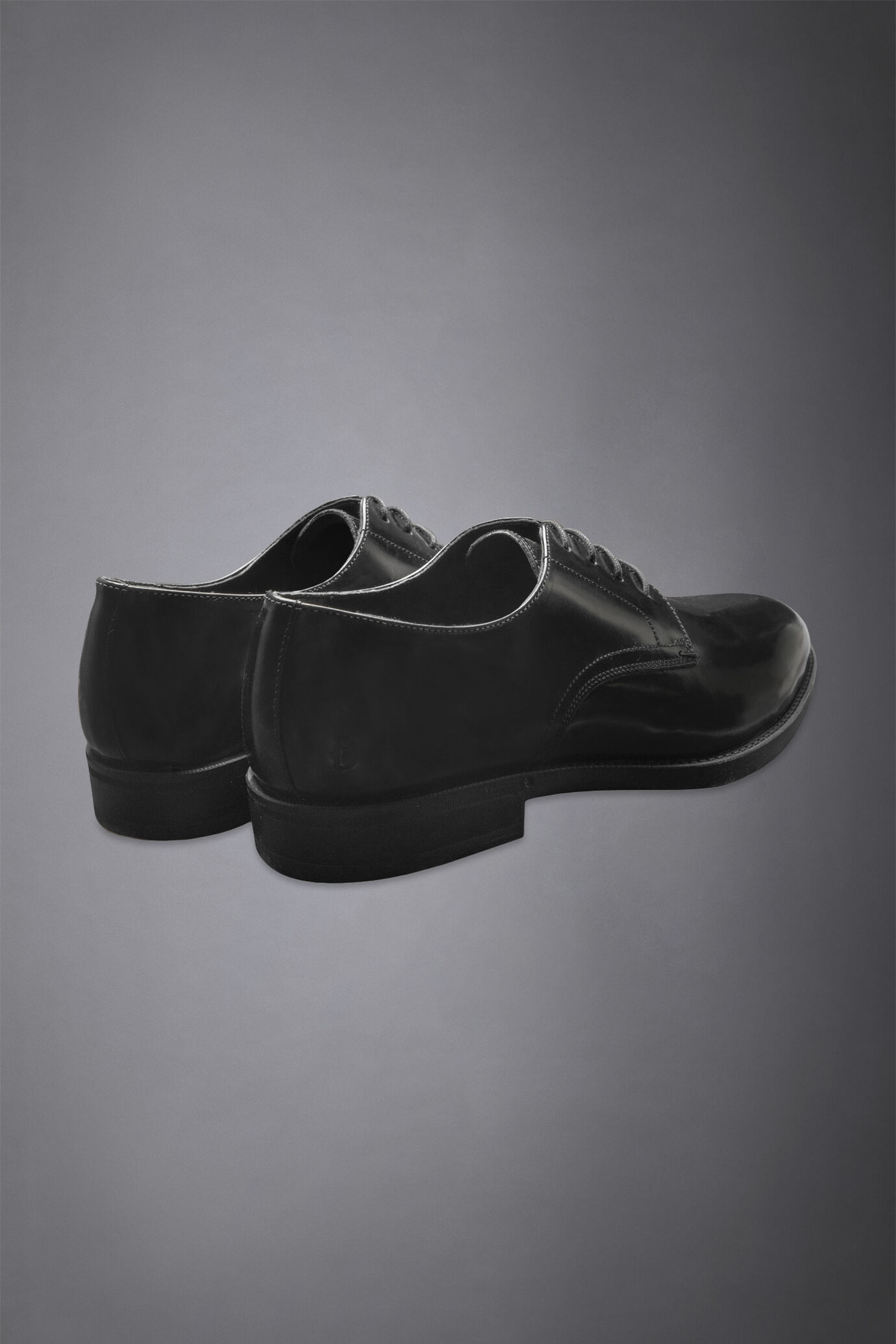 100% brushed leather derby shoe with rubber sole image number 3