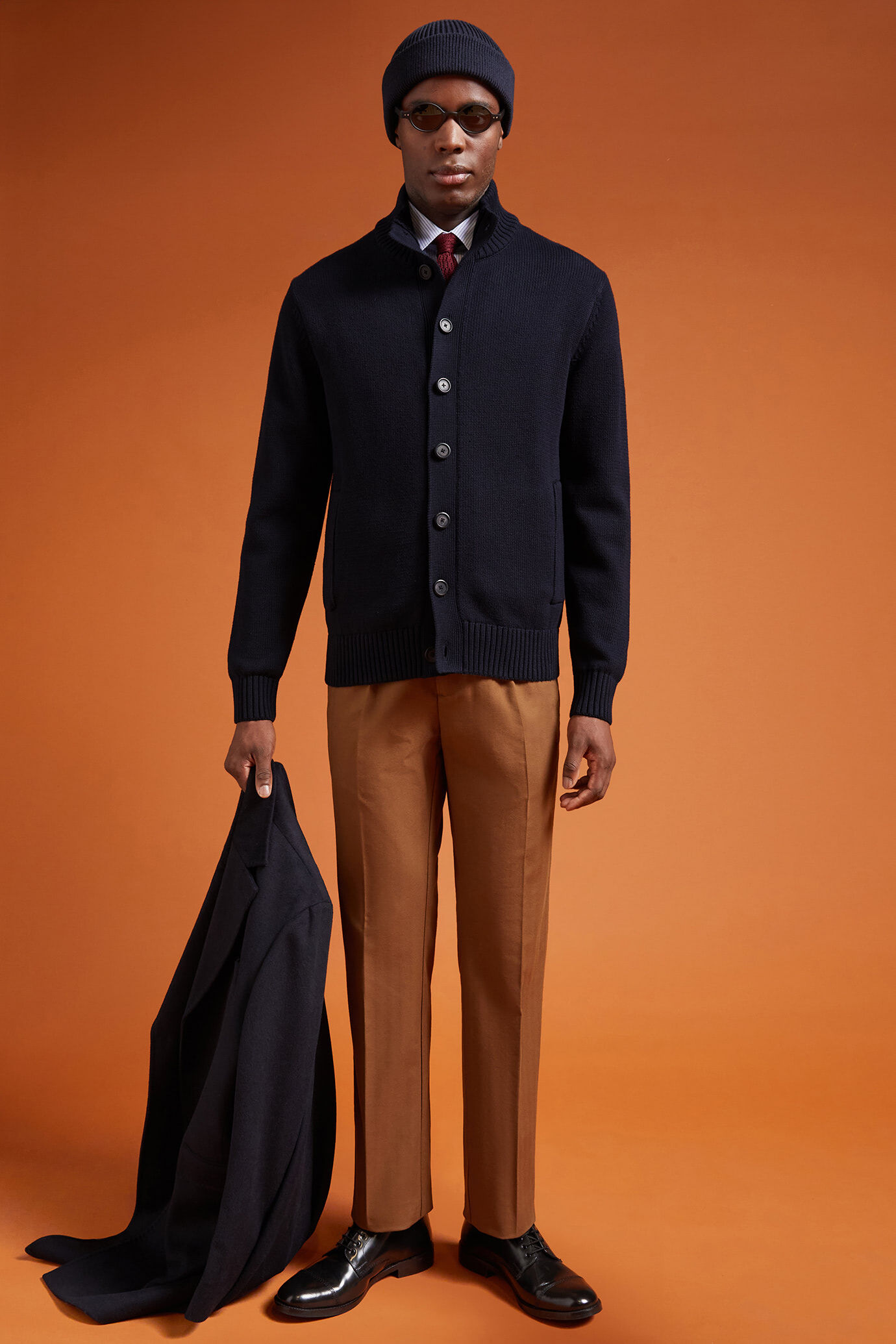 Herren-Strickjacke mit hohem Ausschnitt aus 100 % Baumwolle in normaler Passform image number 1