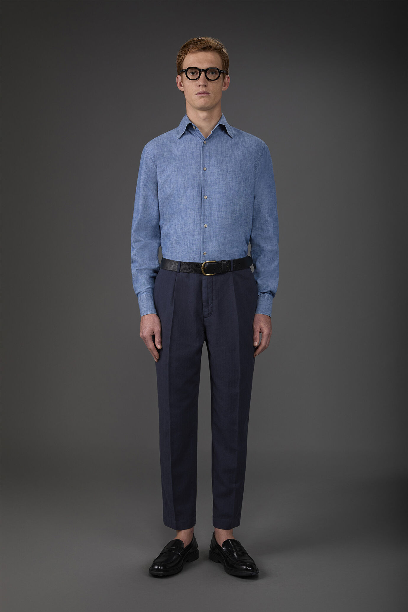 Chemise décontractée pour homme à col classique, tissu chambray image number 2