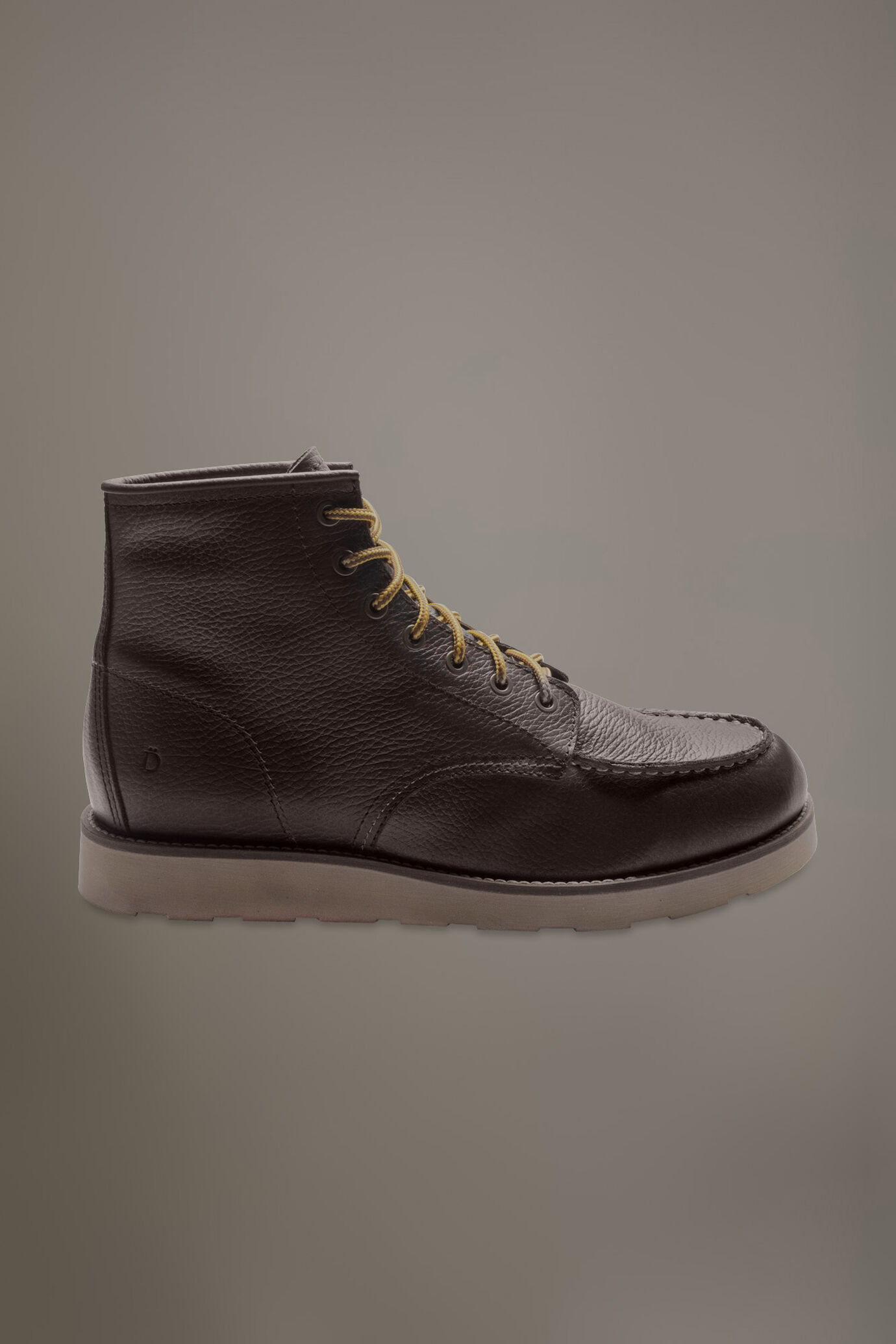 100% drummed leather boots with rubber sole image number 4