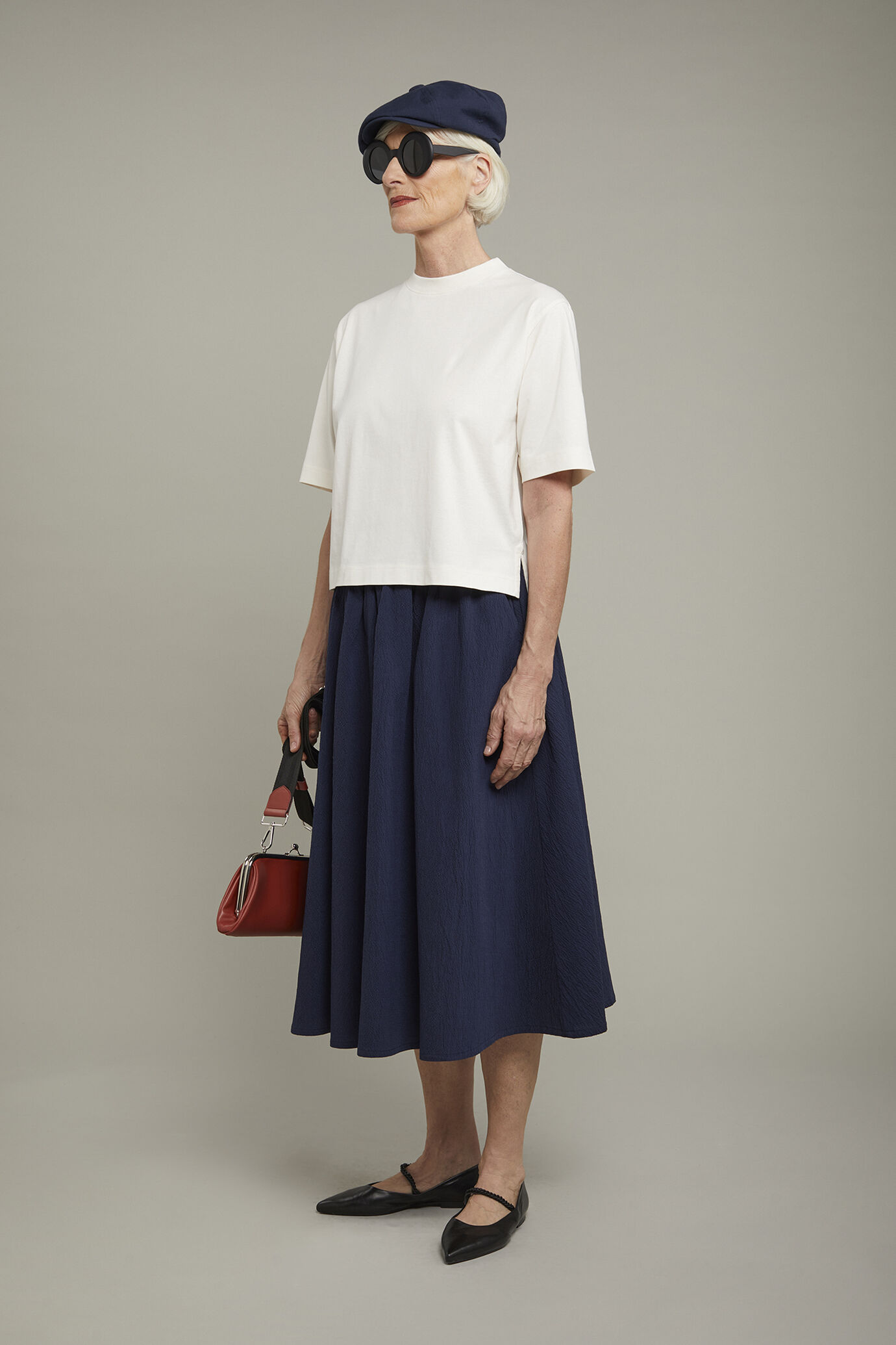 T-shirt femme &agrave; col rond 100&nbsp;% coton coupe r&eacute;guli&egrave;re image number 1